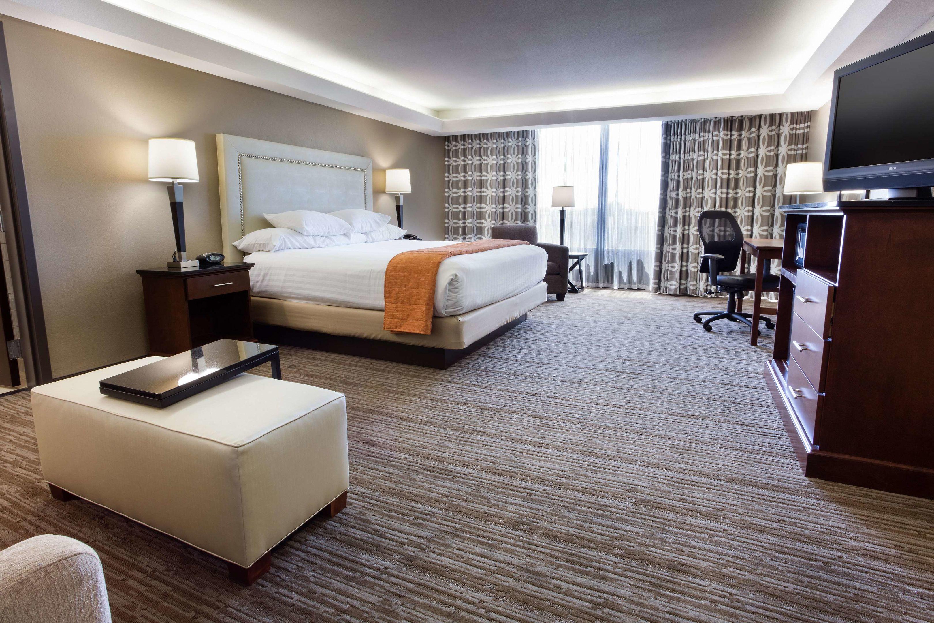 Drury Inn & Suites Kansas City Airport — photo 4
