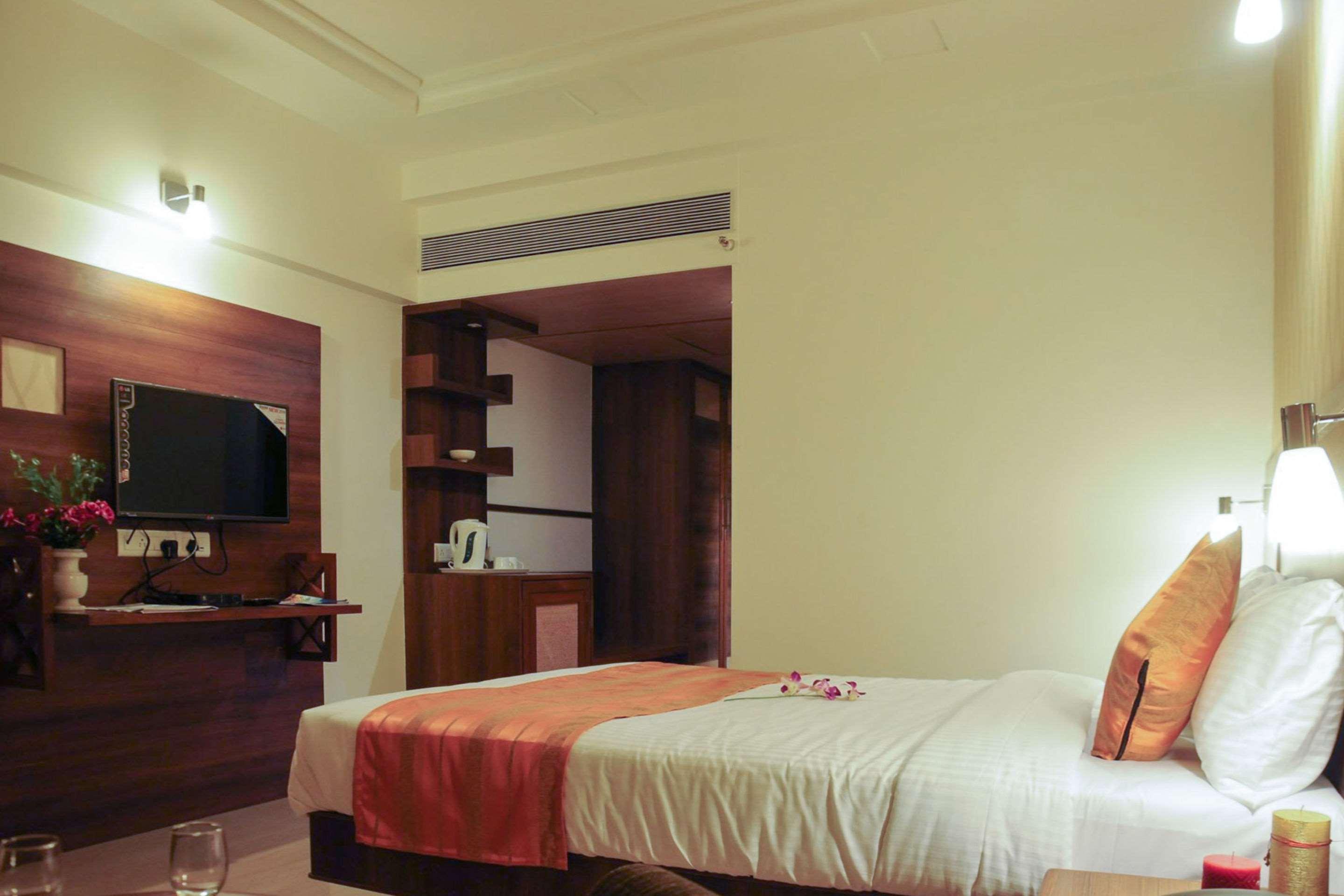 Quality Inn Mint — photo 4