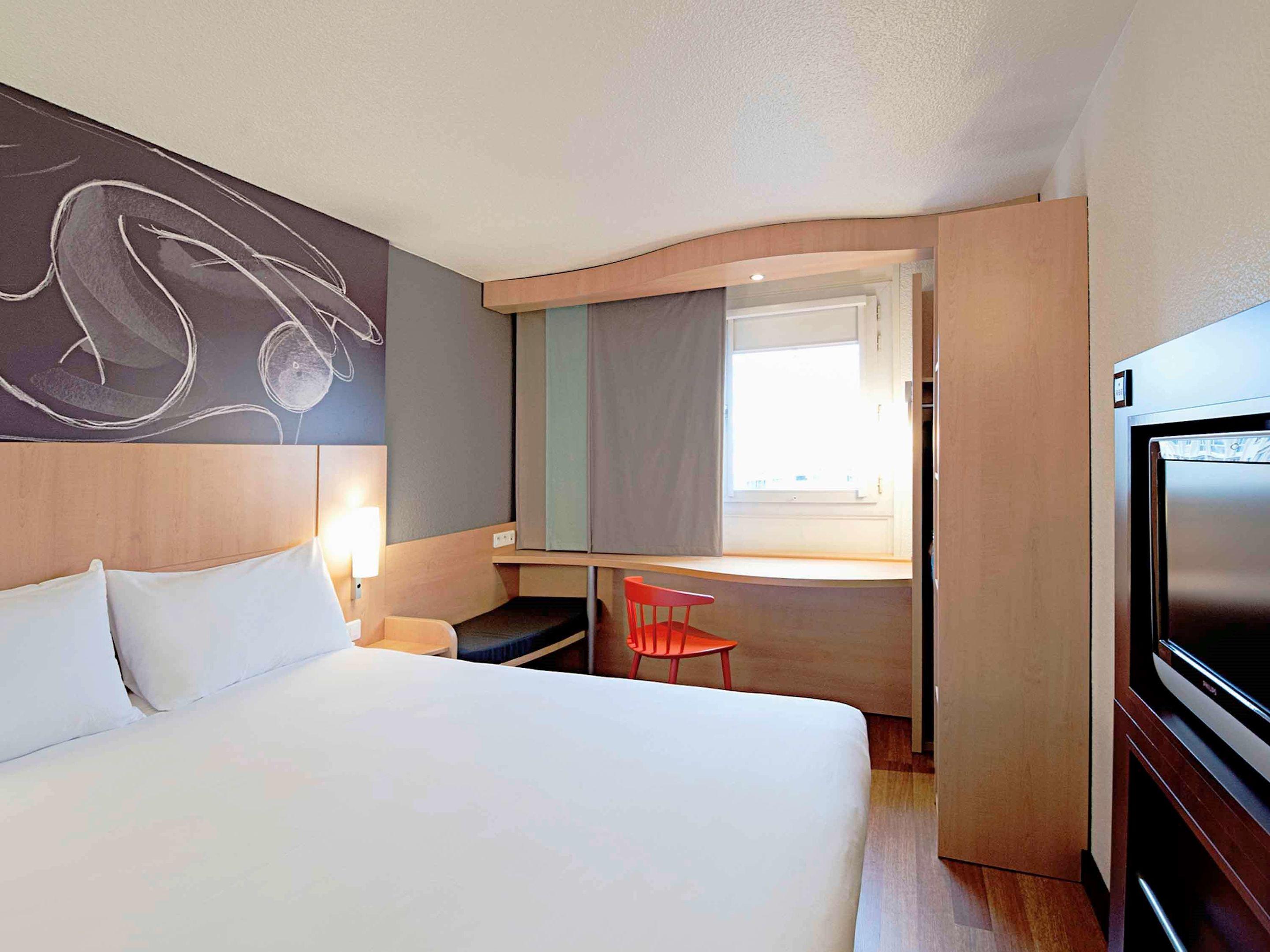 Hôtel ibis Laval Le Relais d'Armor — photo 4