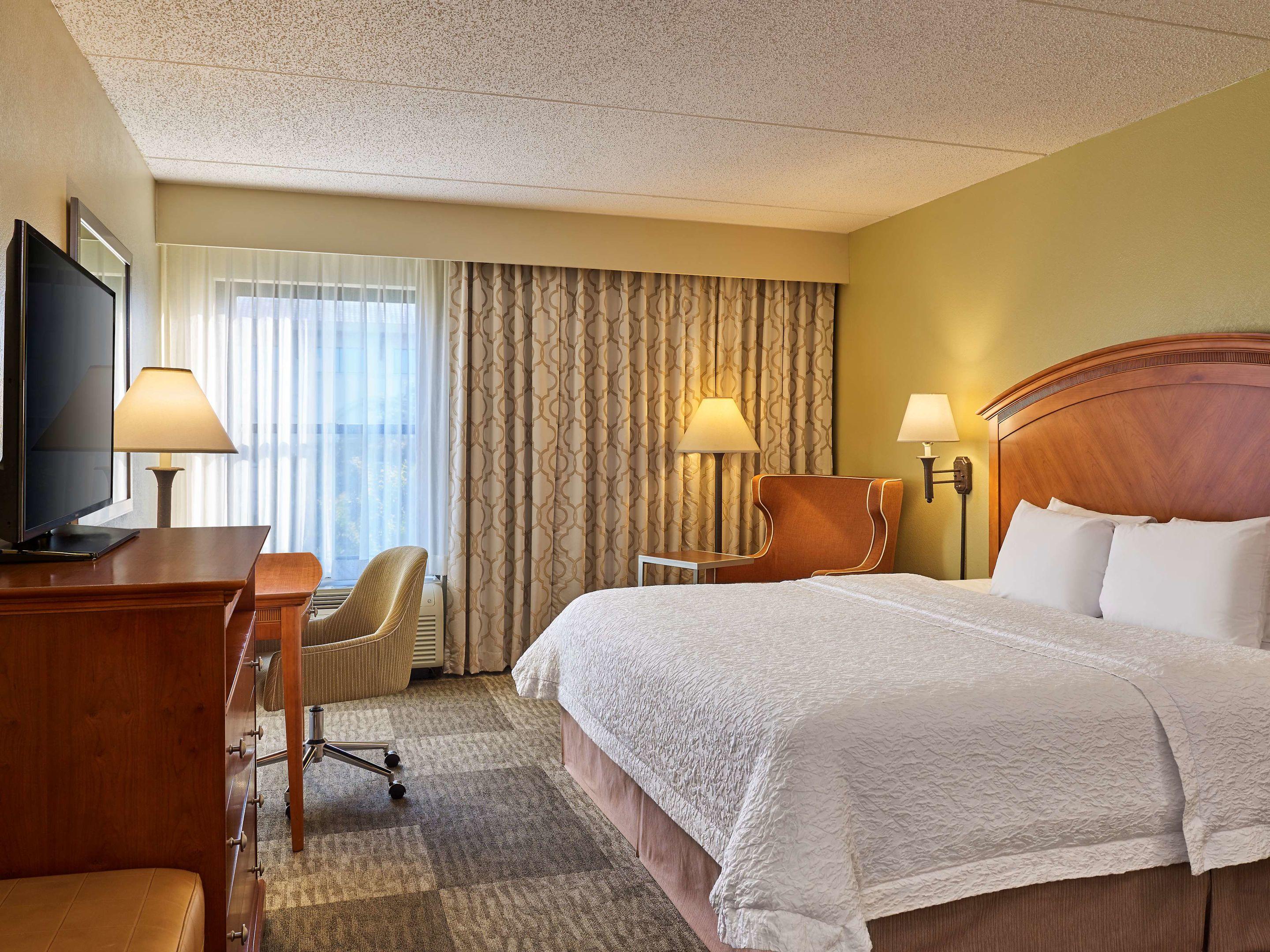 Hampton Inn San Antonio Northwoods — photo 5