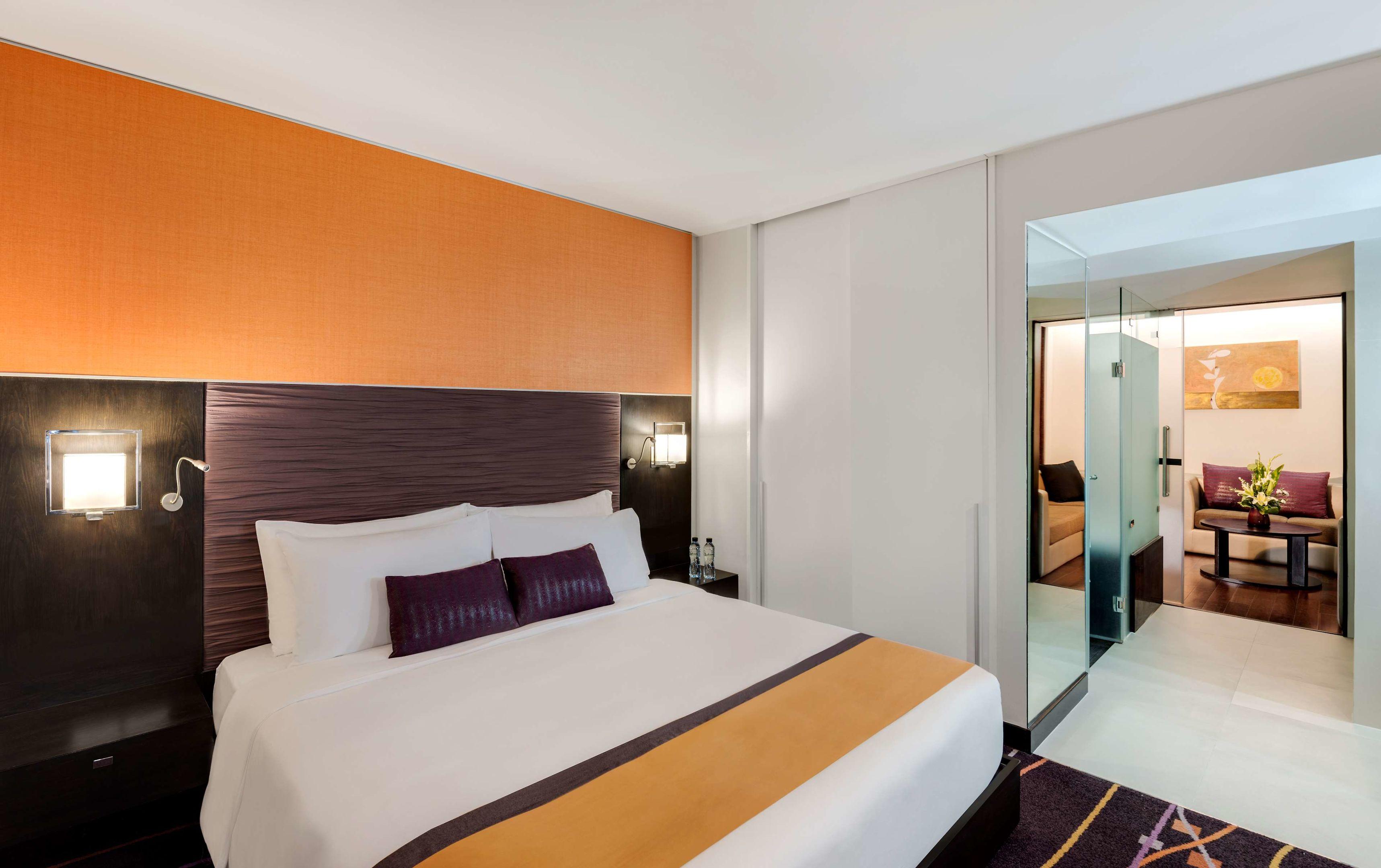 Radisson Suites Bangkok Sukhumvit — photo 4