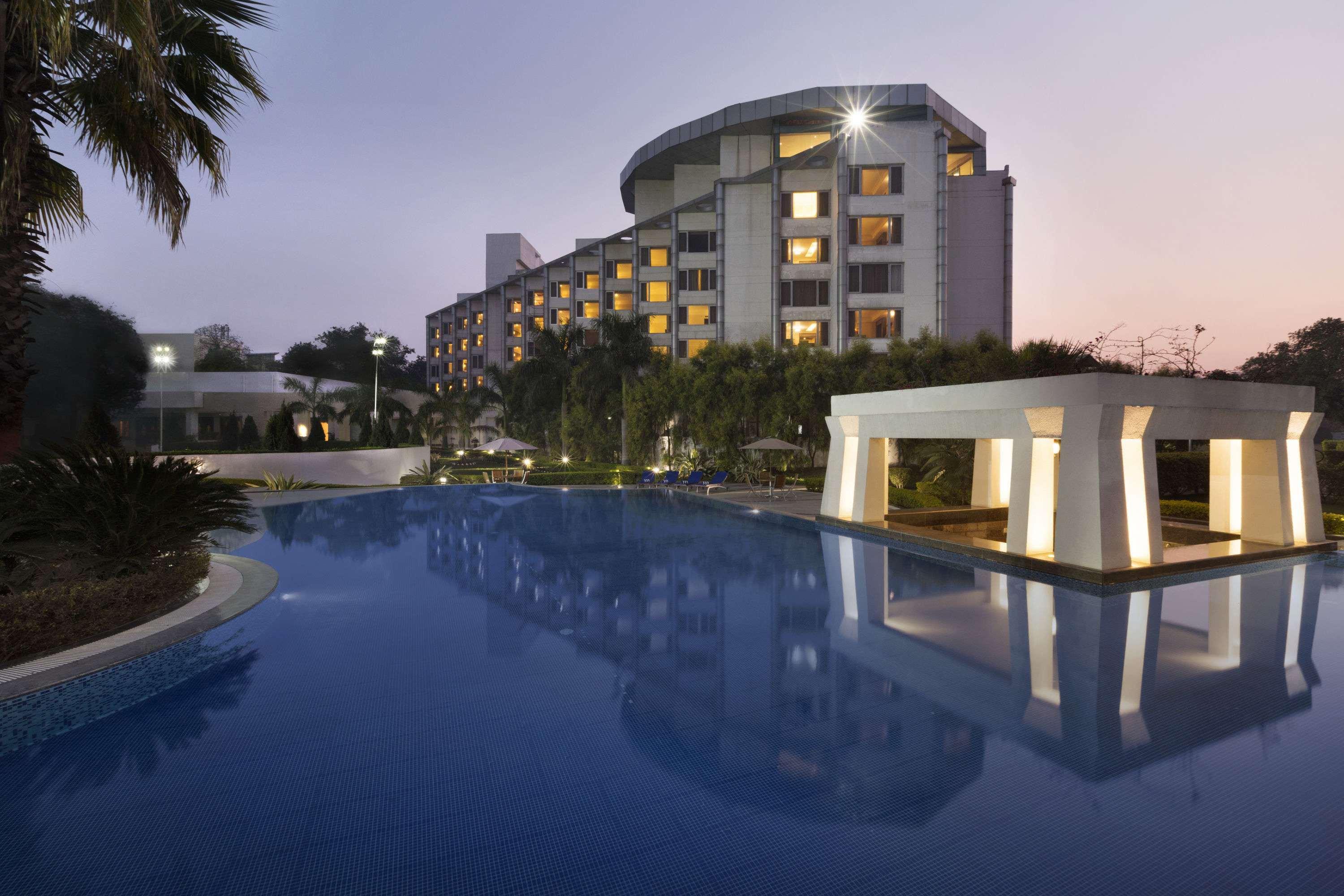 Ramada Plaza JHV Varanasi — photo 4