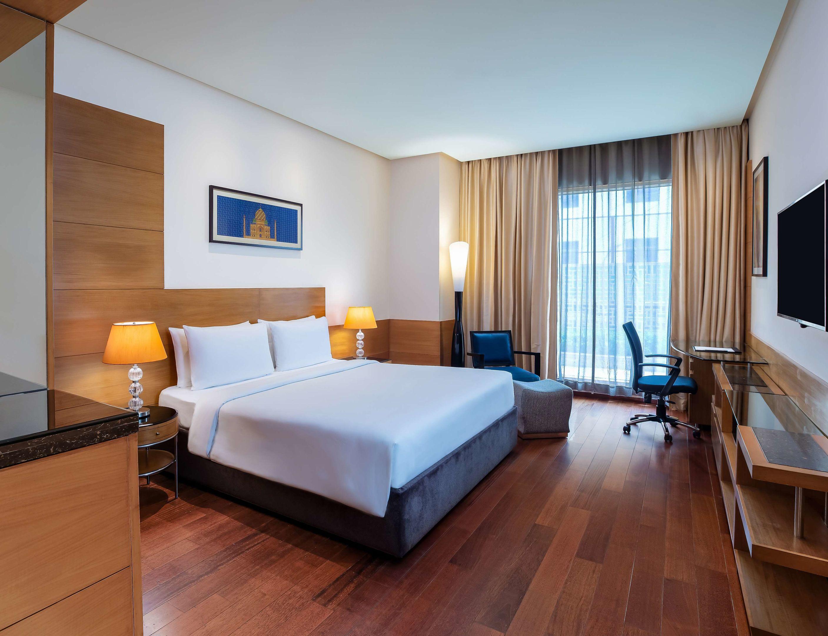 Radisson Blu Marina Connaught Place — photo 4