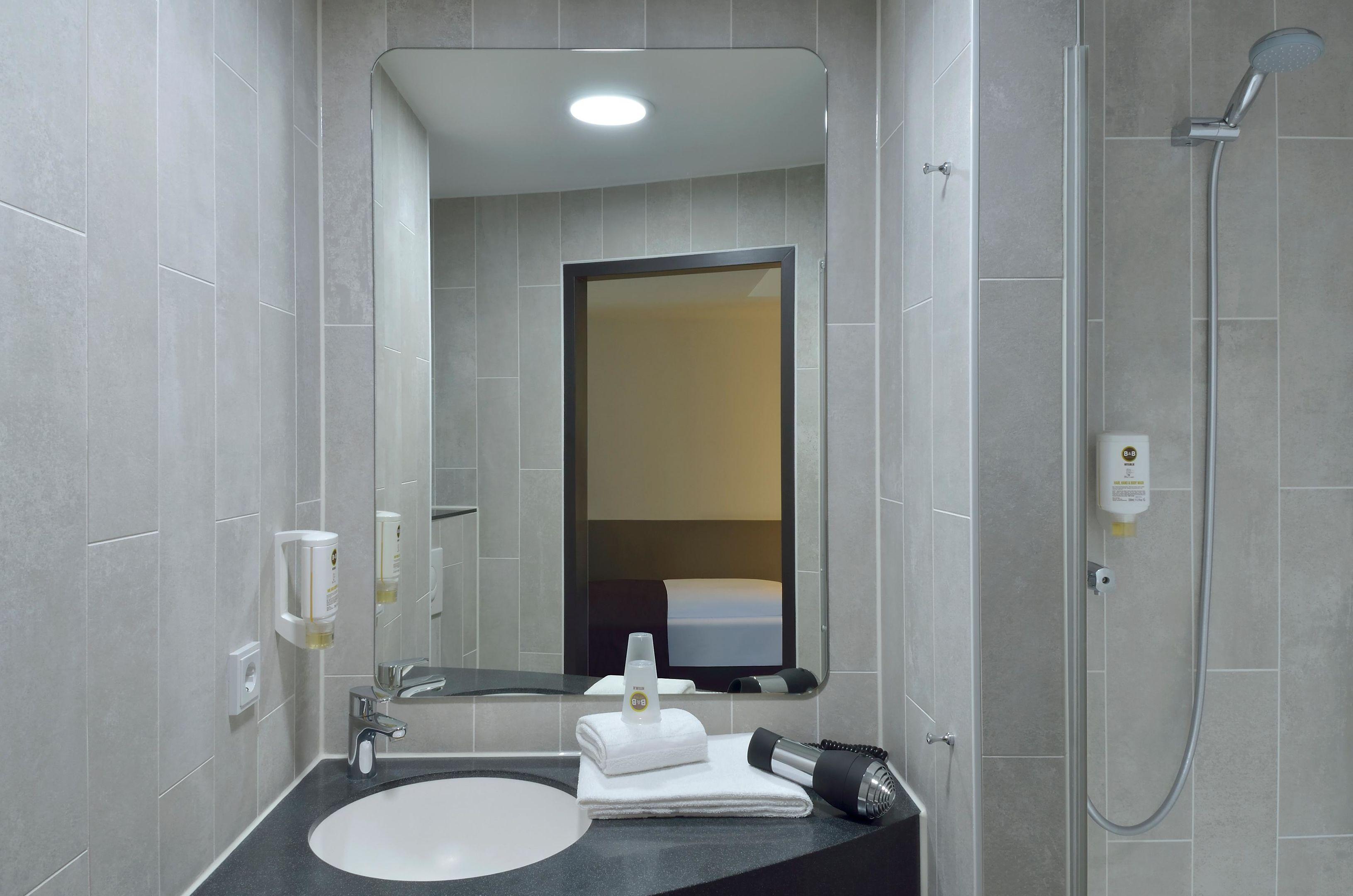 B&B Hotel Stuttgart-Vaihingen — photo 5
