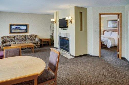 Lakeview Inn & Suites Hinton — photo 5