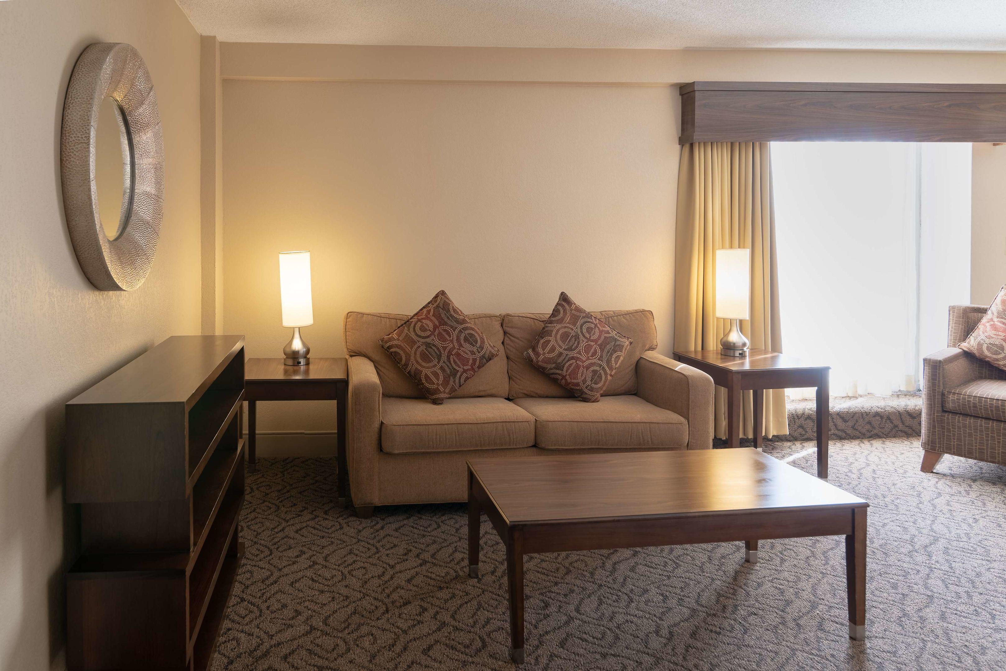 DoubleTree by Hilton Hotel Norfolk Airport — photo 3
