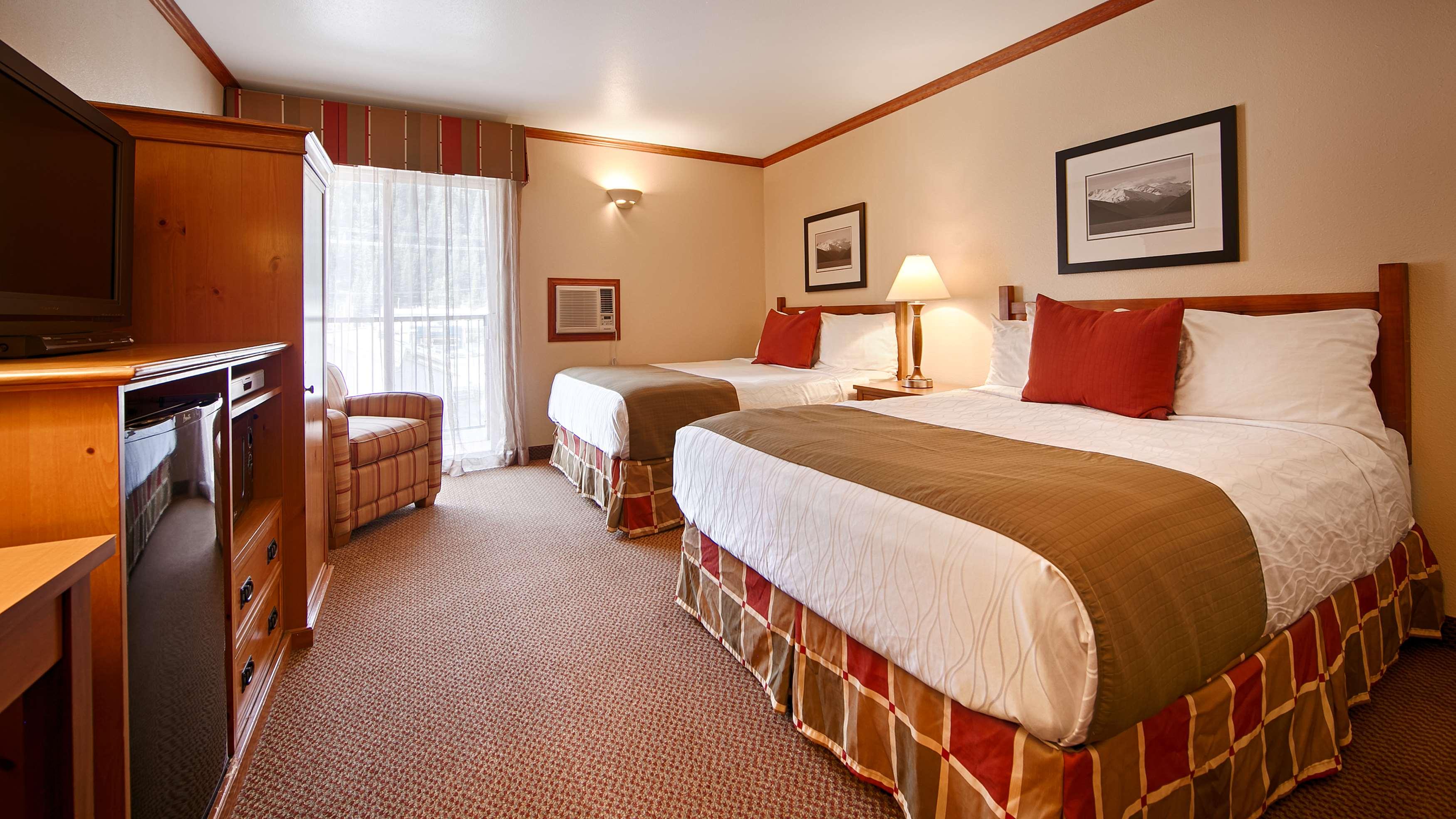 Best Western Plus Edgewater Hotel — photo 4