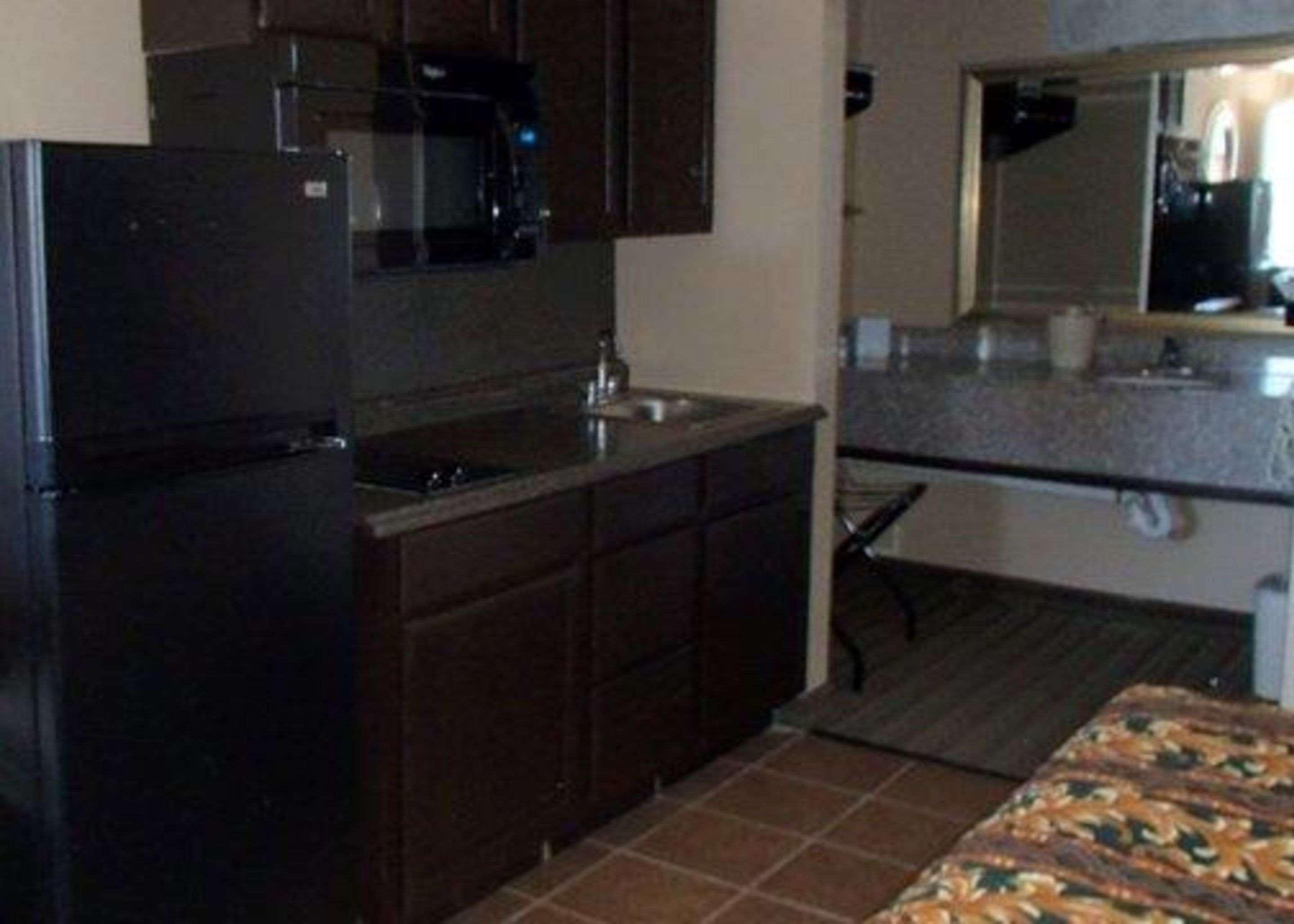 Surburban Extended Stay Hotel — photo 4