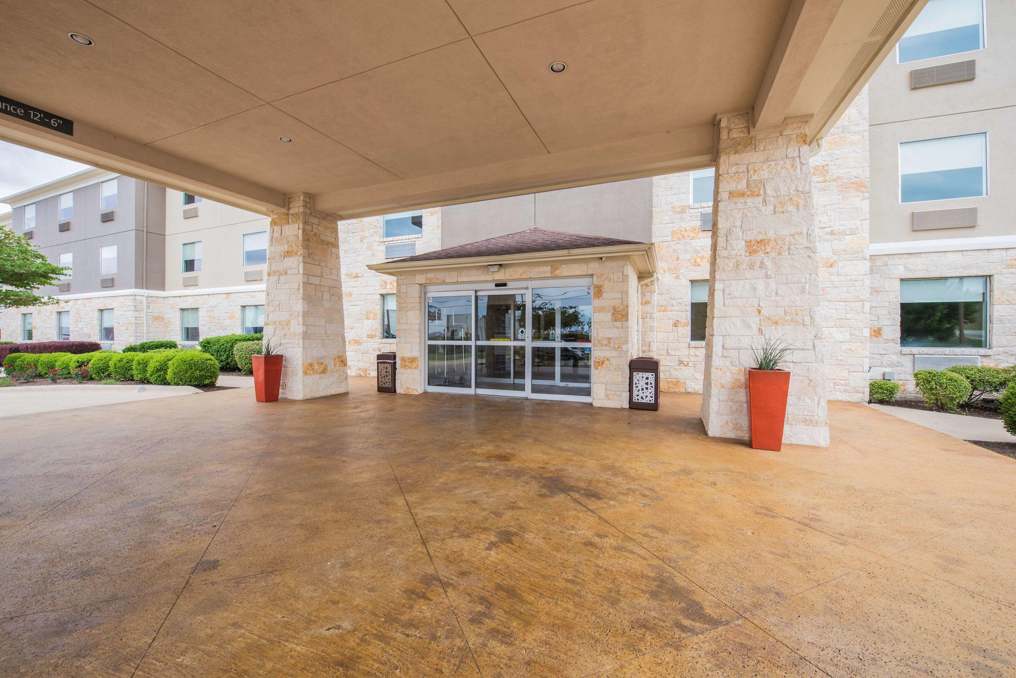 Best Western Plus Killeen/Fort Hood Hotel & Suites — photo 5