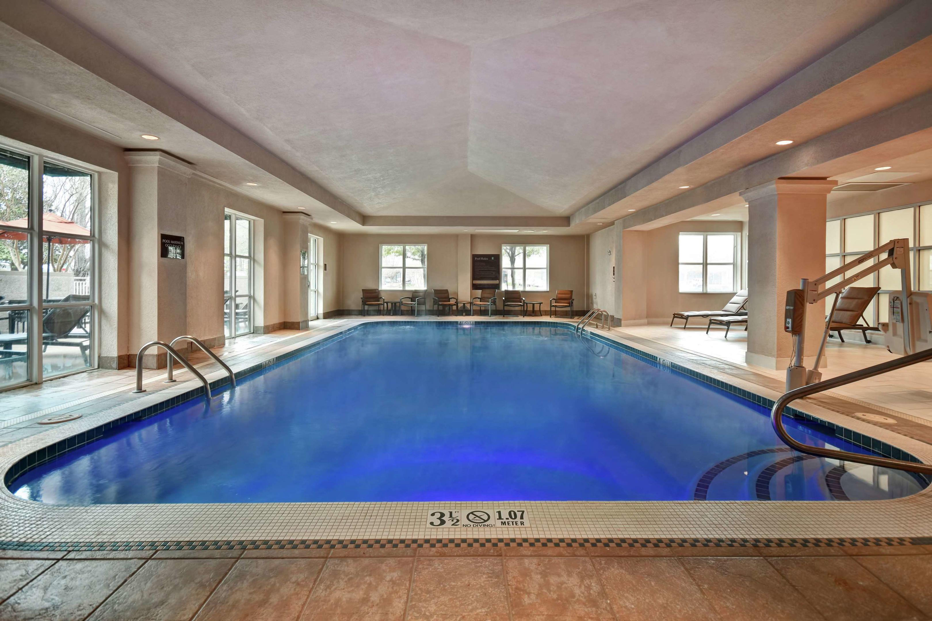 Embassy Suites Little Rock — photo 3