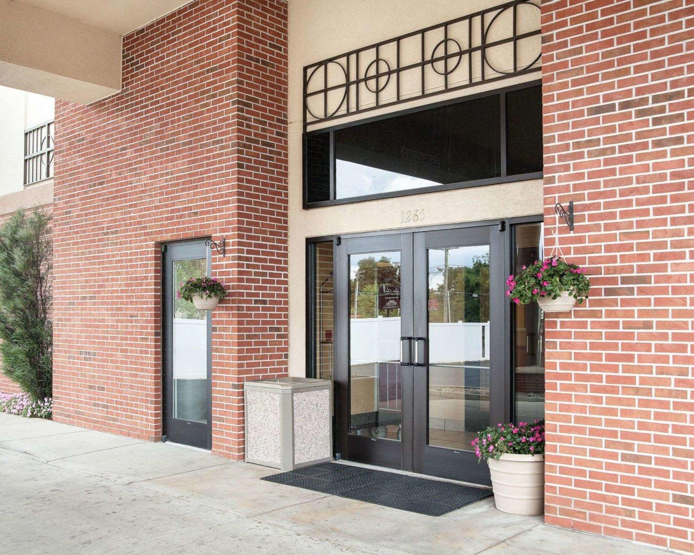 Quality Inn & Suites — photo 4