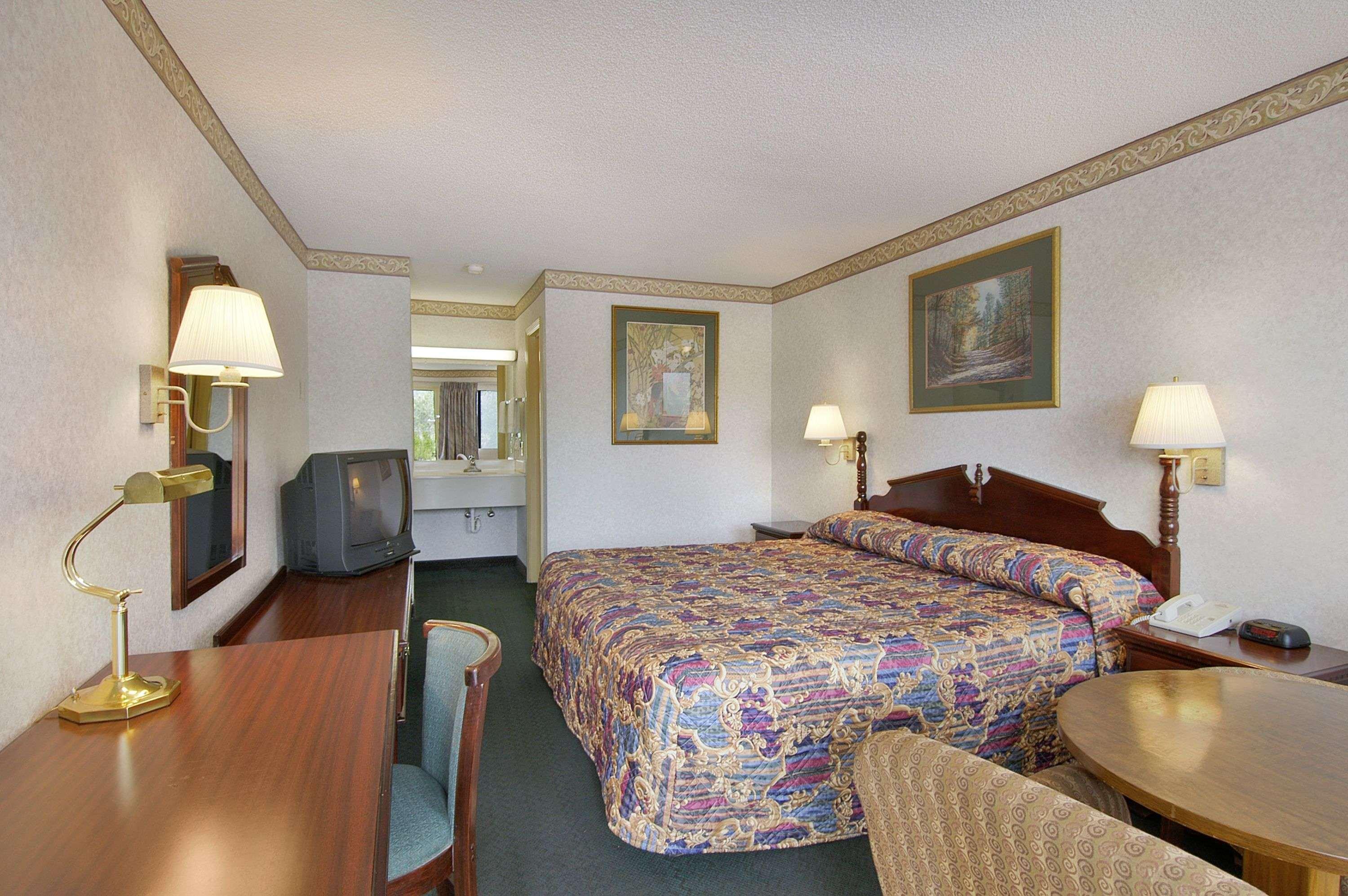 Days Inn Cartersville — photo 4