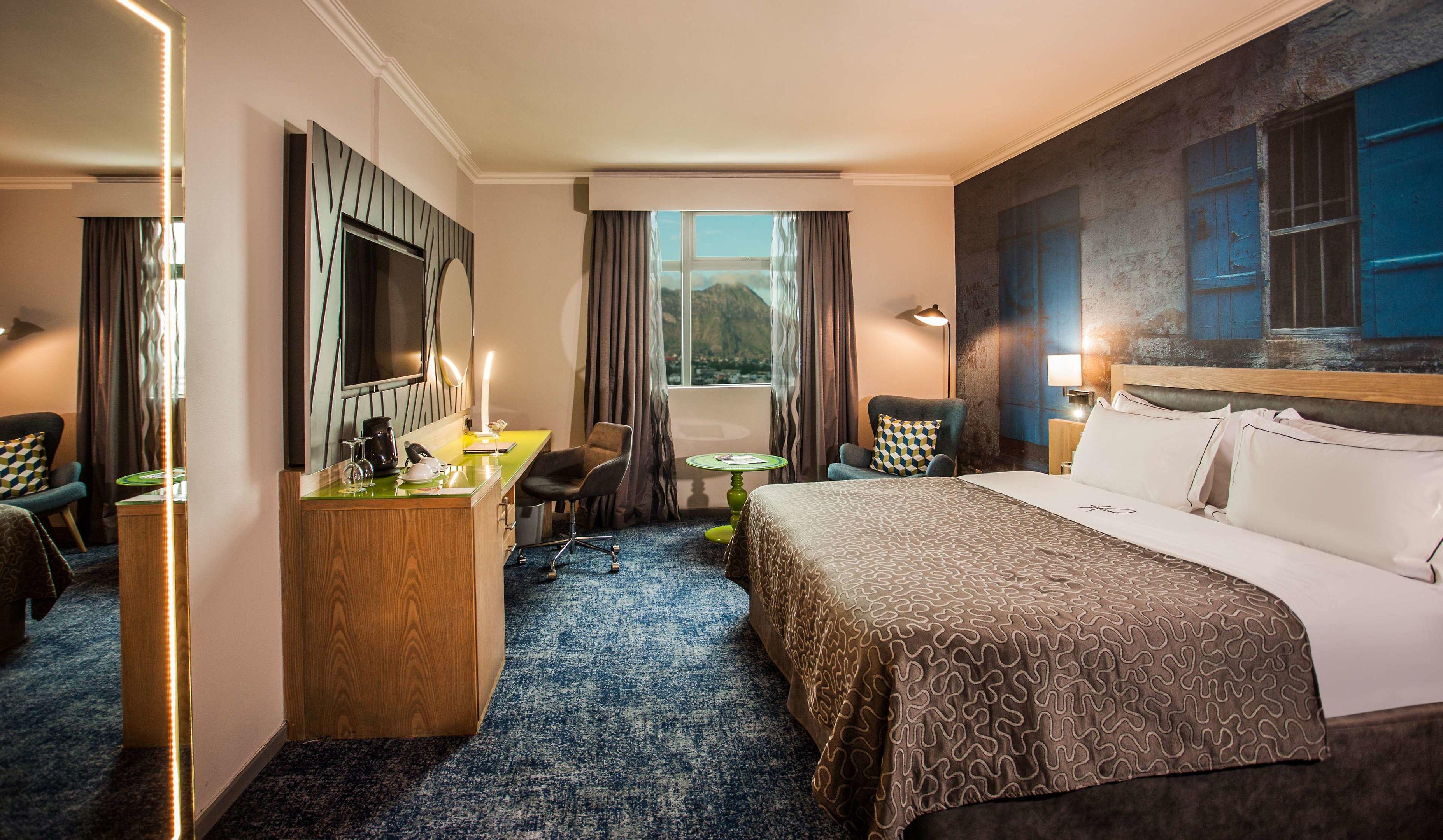 Hennessy Park Hotel — photo 4