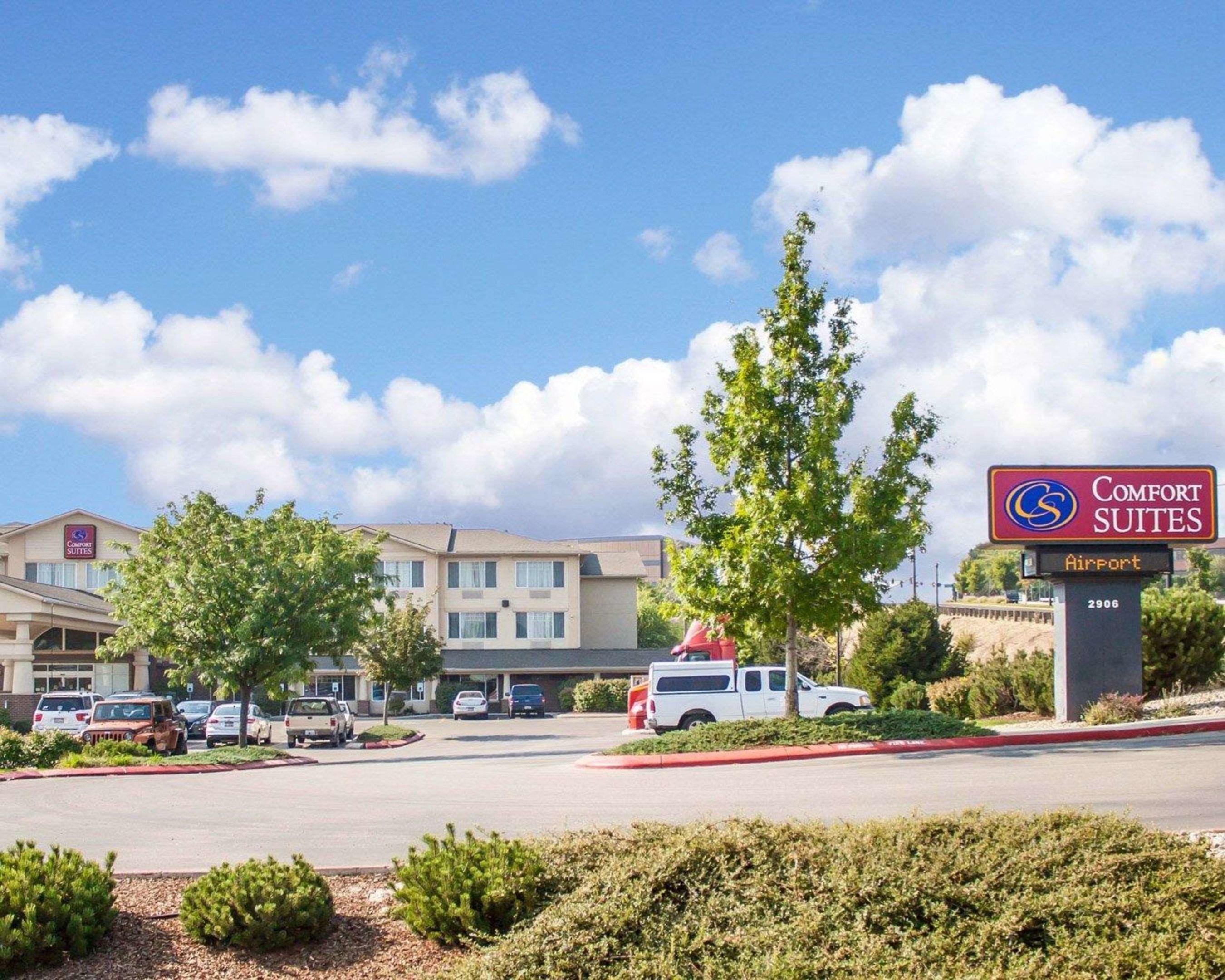 Comfort Suites Airport — photo 4