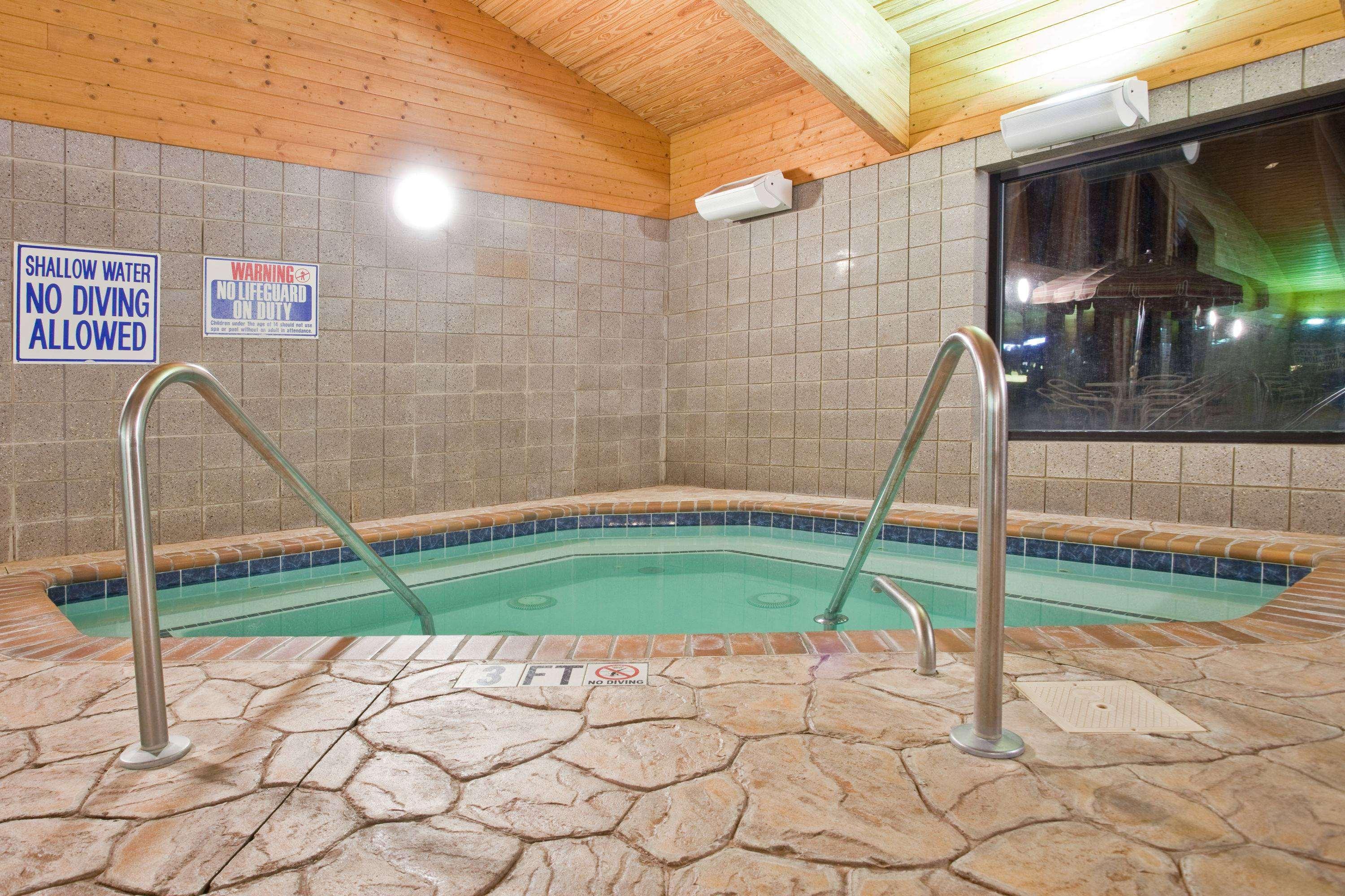 AmericInn Boiling Springs — photo 4
