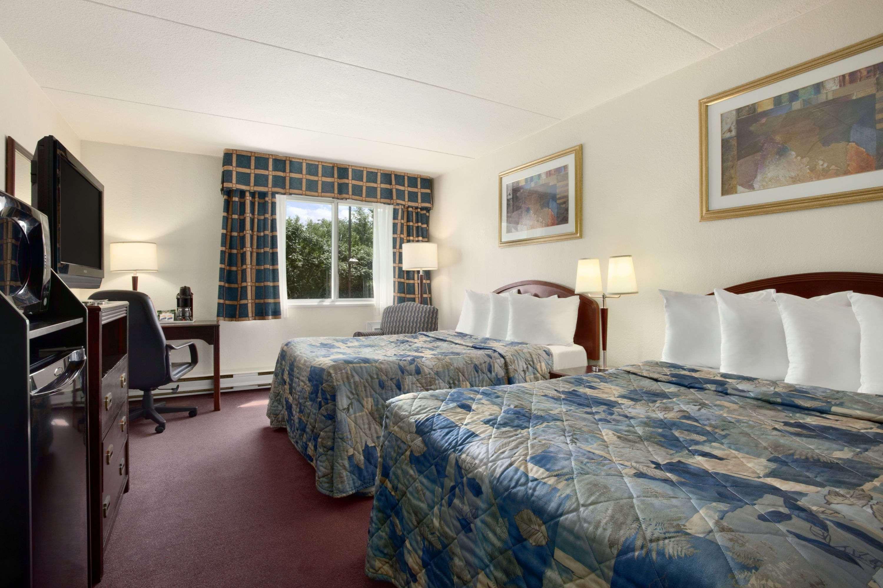 Travelodge Ottawa East — photo 4