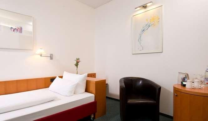 Hotel am Borsigturm — photo 4