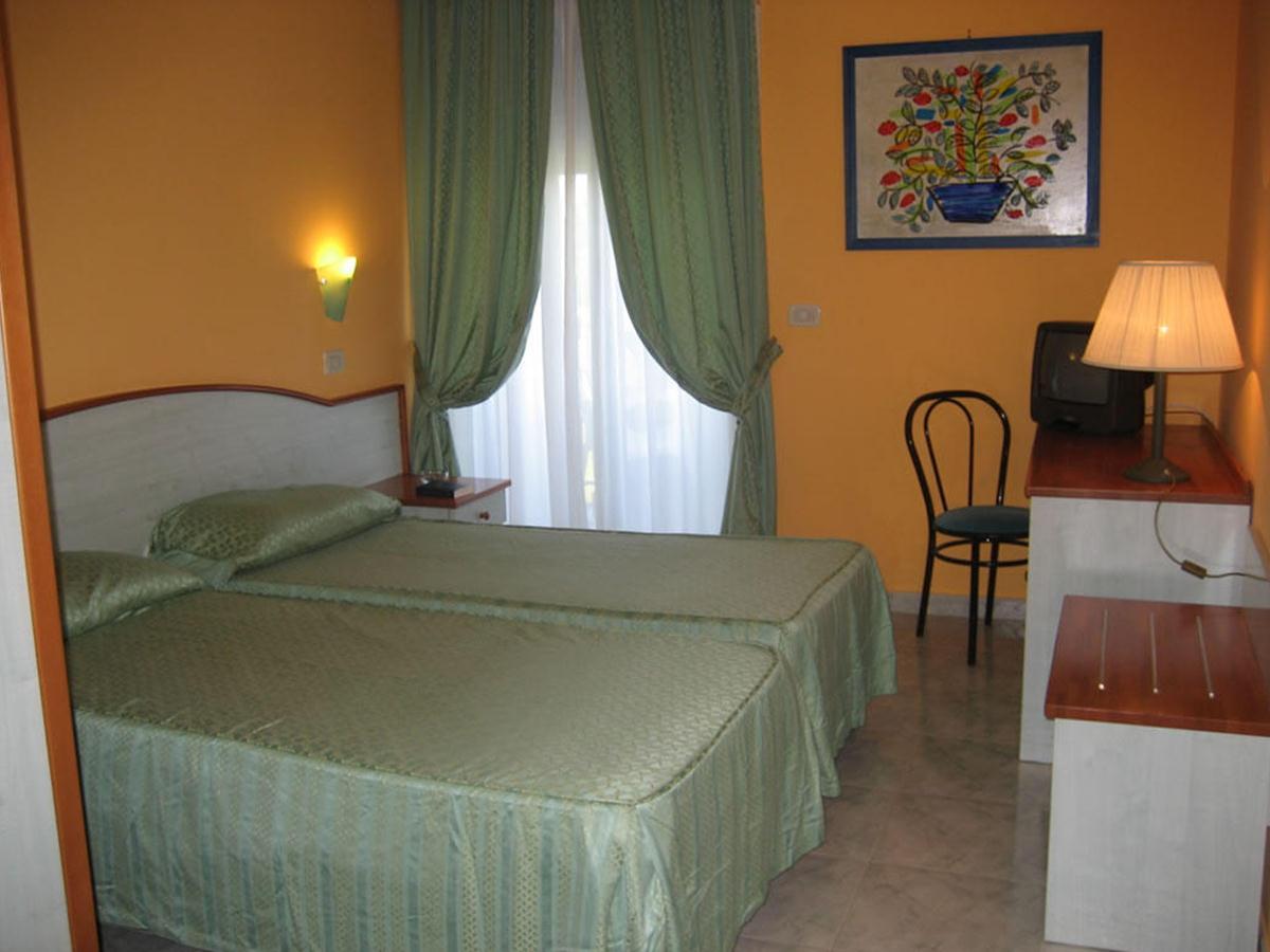 Atlantis Palace Hotel — photo 3