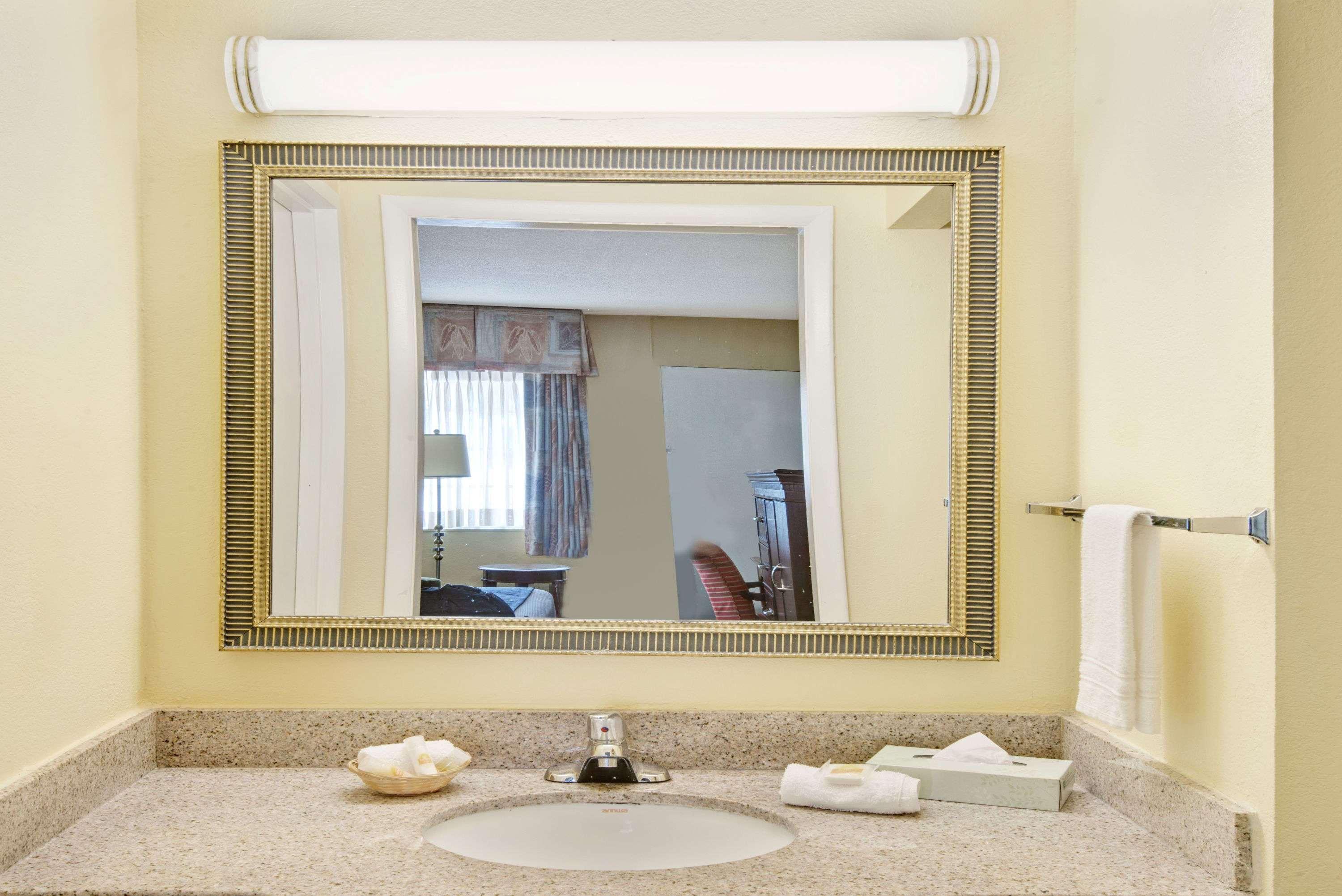 Days Inn Towson — photo 4