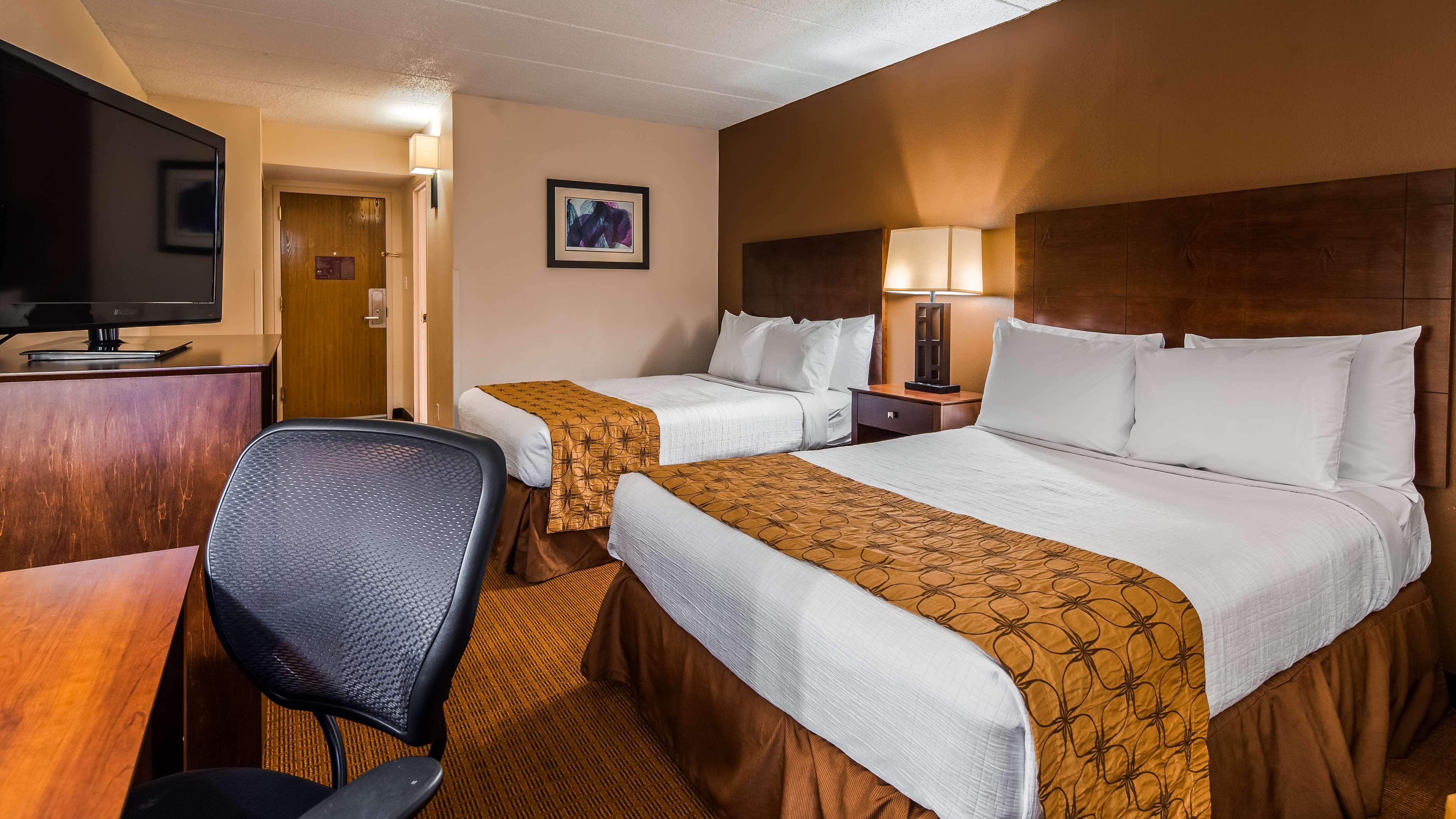 Best Western Plus Arbour Inn & Suites — photo 5