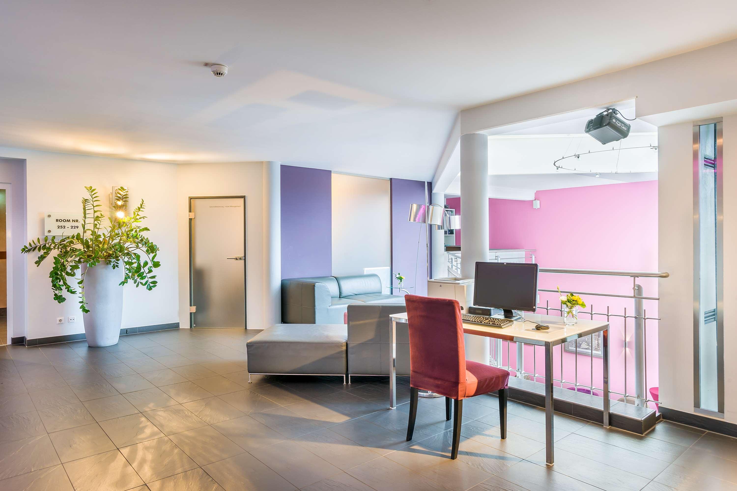 Select Hotel am Centro Oberhausen — photo 4