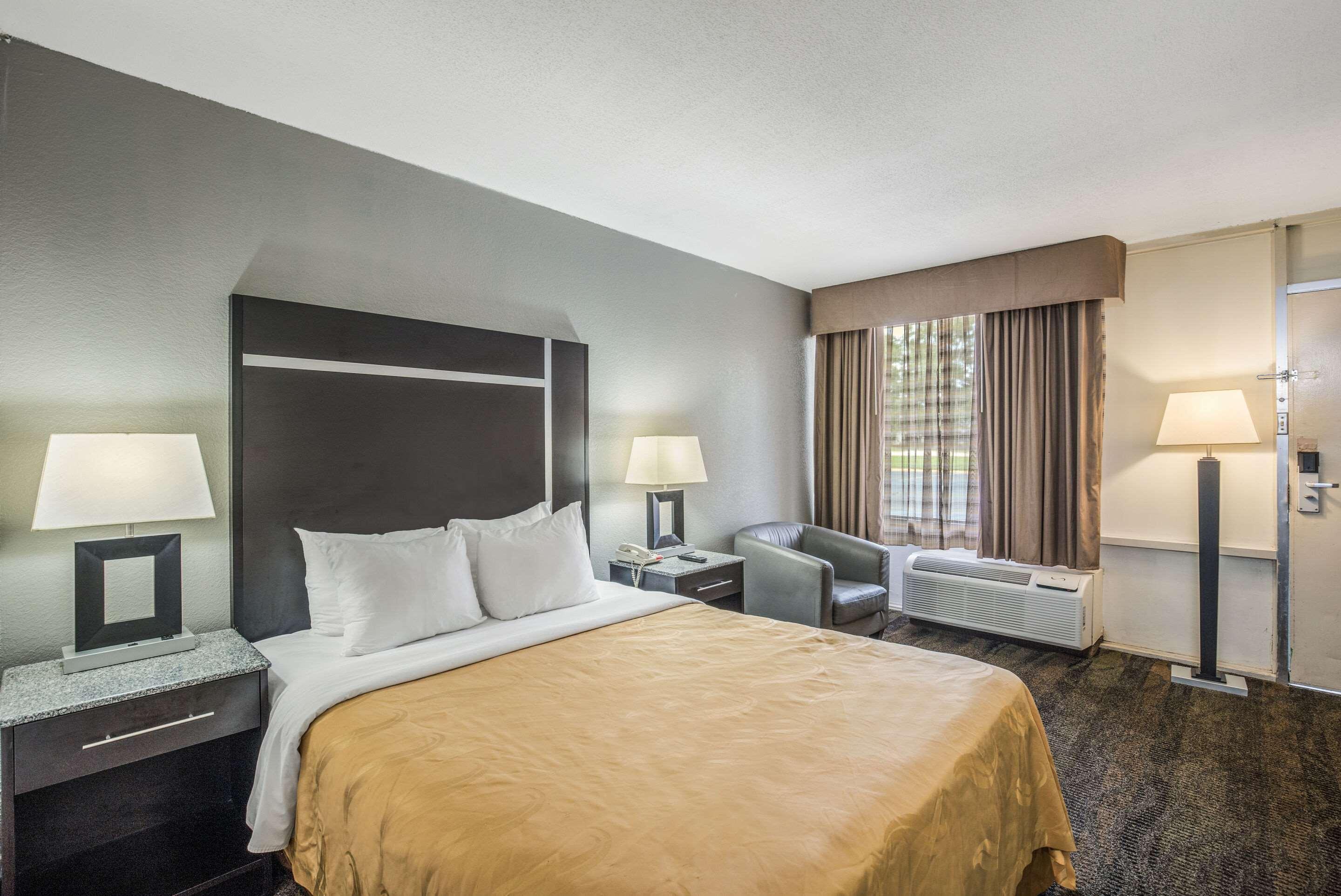 Quality Inn & Suites Conference Center — photo 5