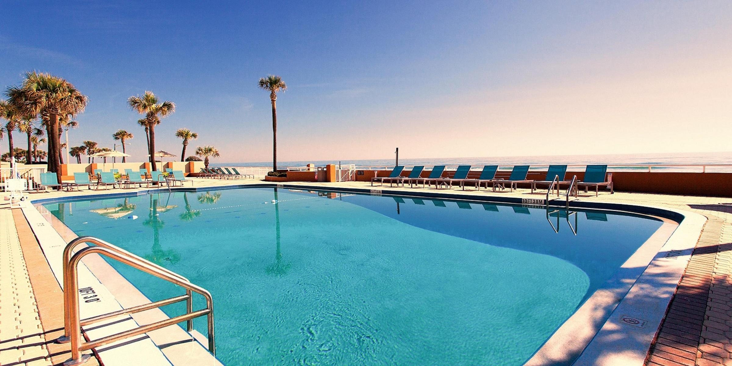 Holiday Inn & Suites Daytona Beach on the Ocean — photo 4
