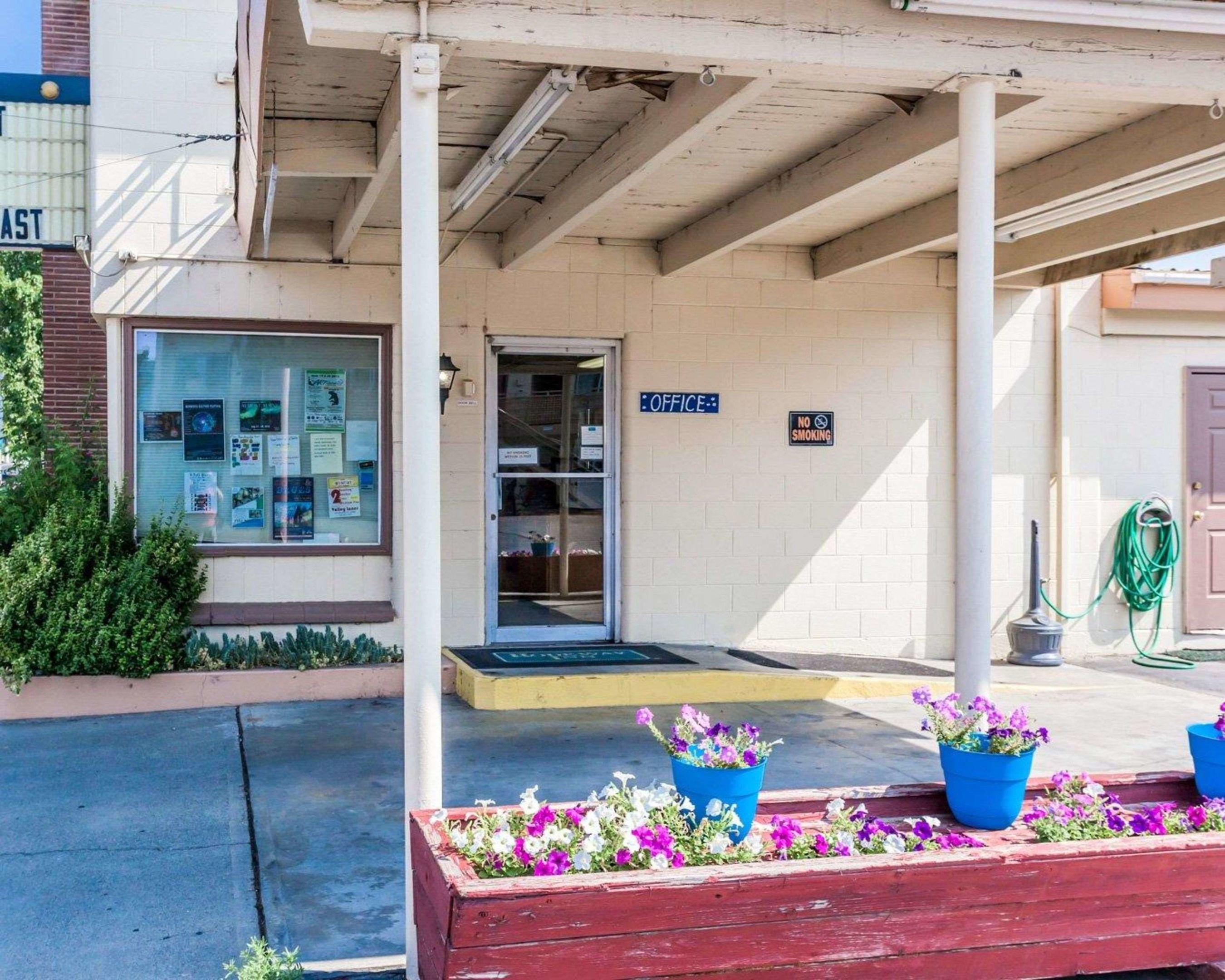 Rodeway Inn & Suites — photo 3