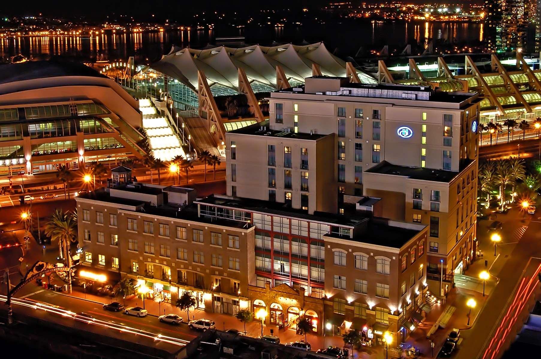 Hilton San Diego Gaslamp Quarter — photo 4