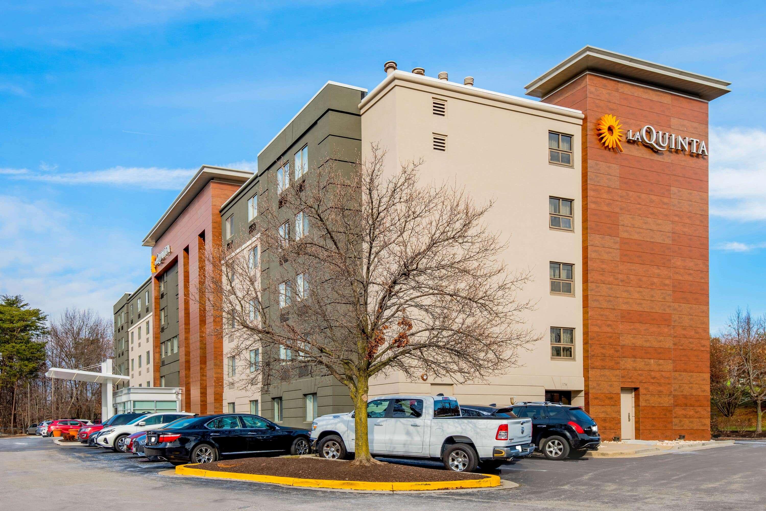 La Quinta Inn & Suites Baltimore BWI Airport — photo 4