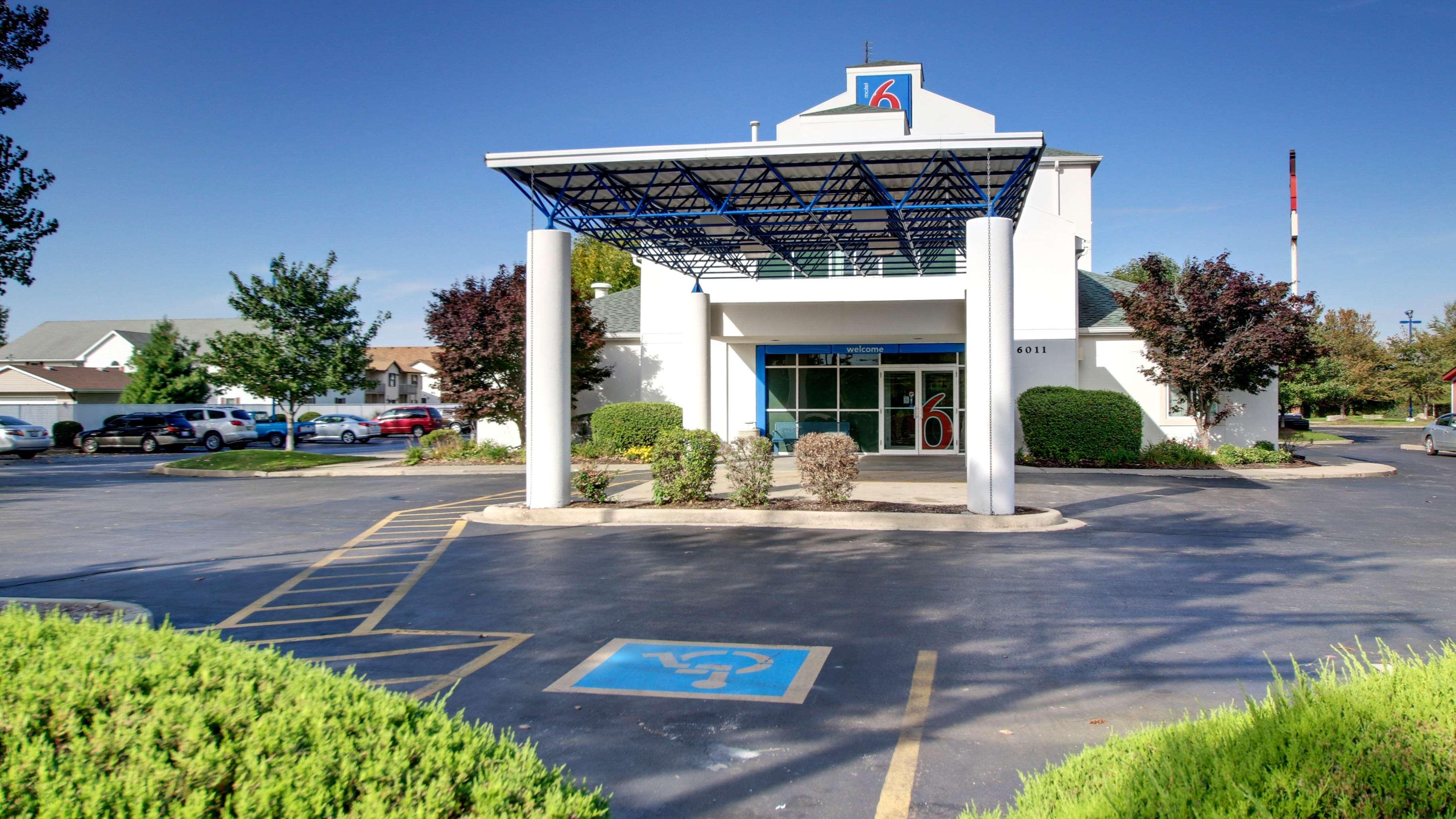 Motel 6 Springfield — photo 4