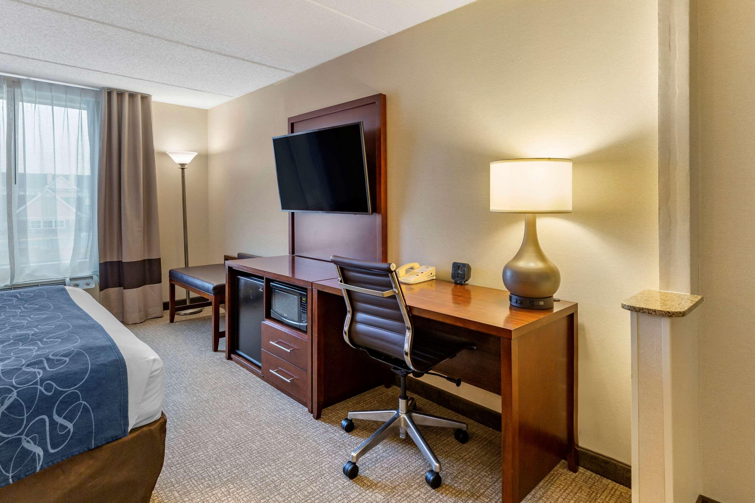 Comfort Suites Manassas — photo 4
