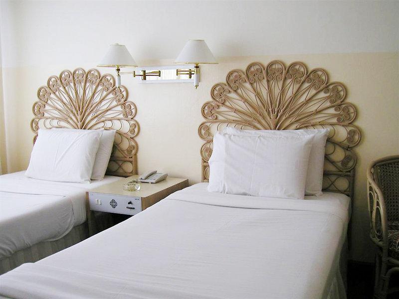 Dhevaraj Hotel — photo 4