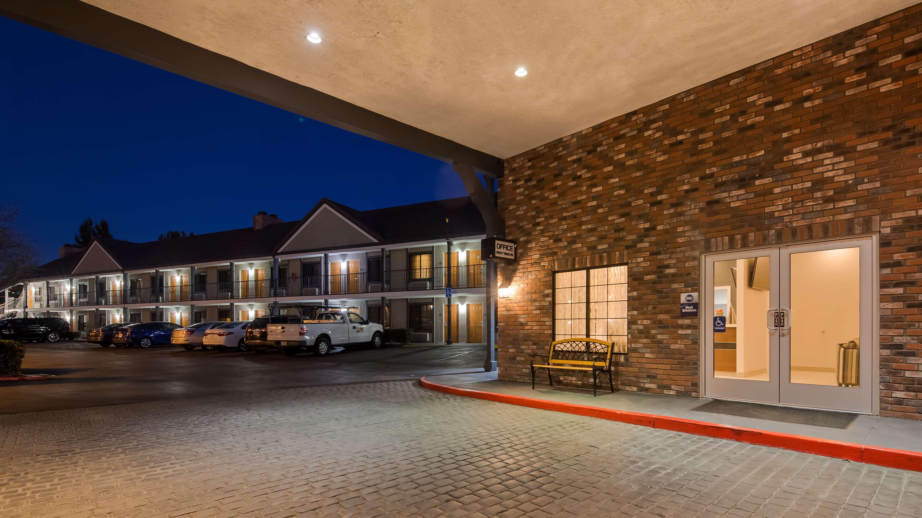 Best Western Country Inn — photo 5