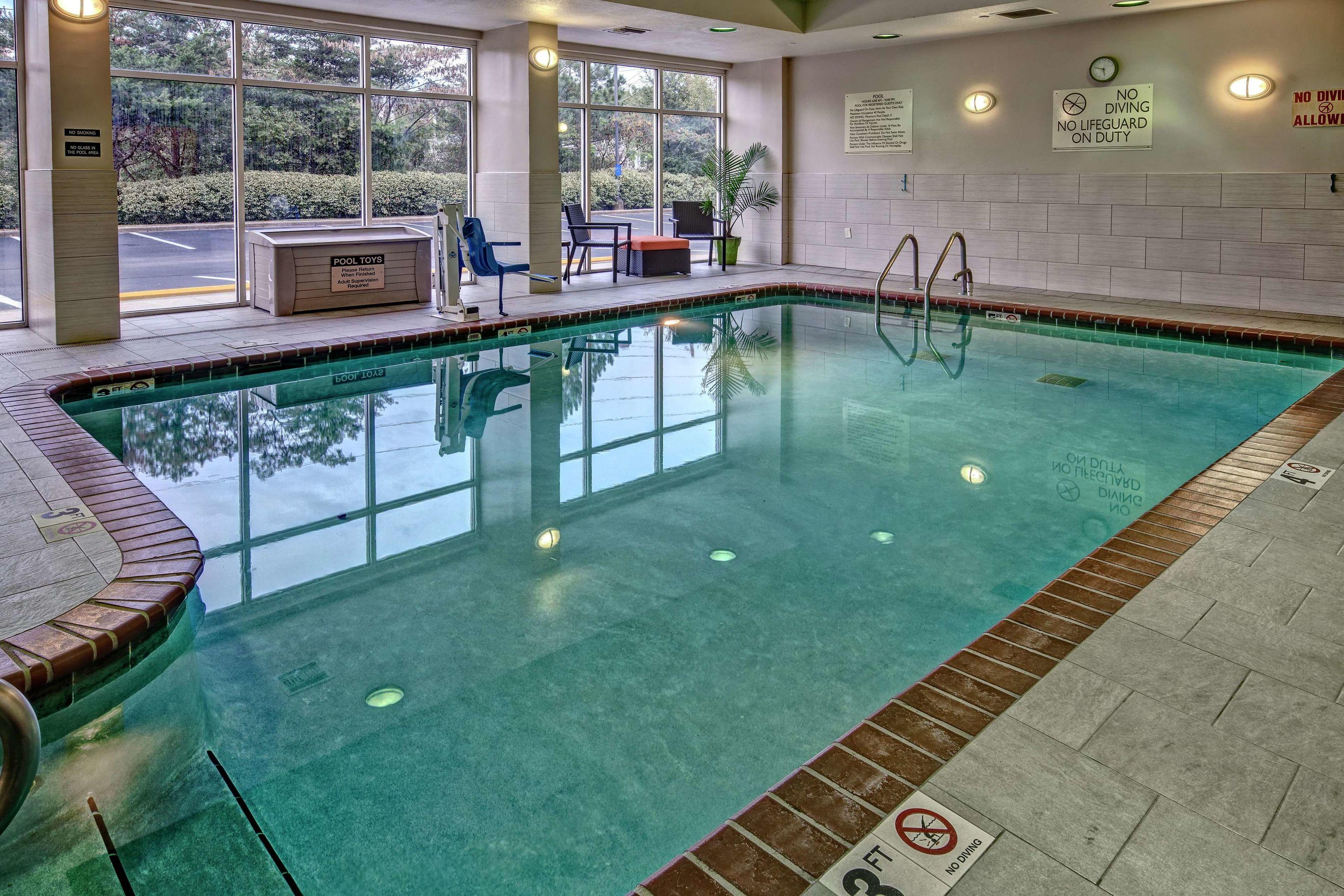 Hilton Garden Inn Birmingham/Lakeshore Drive — photo 4