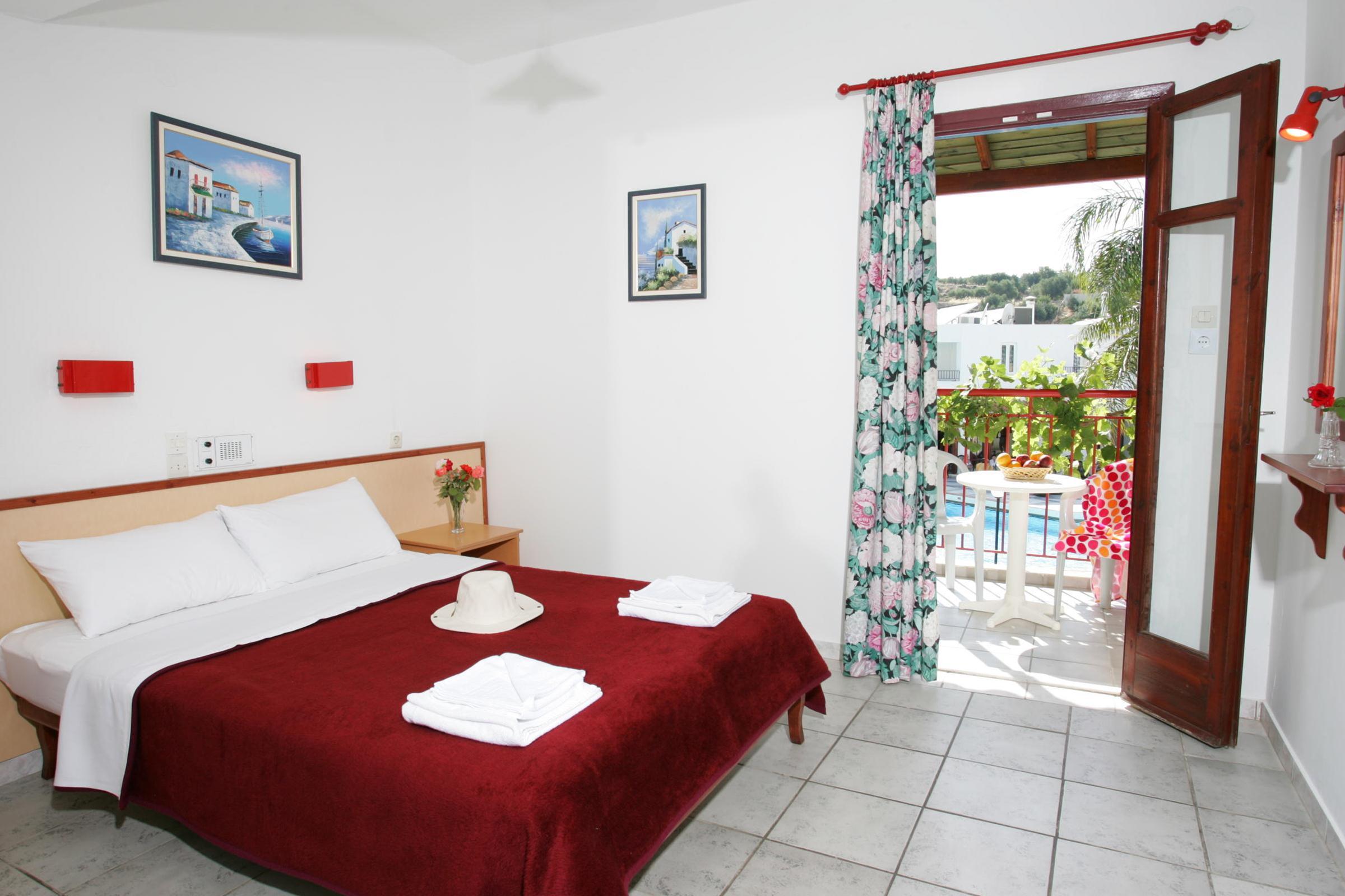 Bellos Hotel Apartments — photo 4