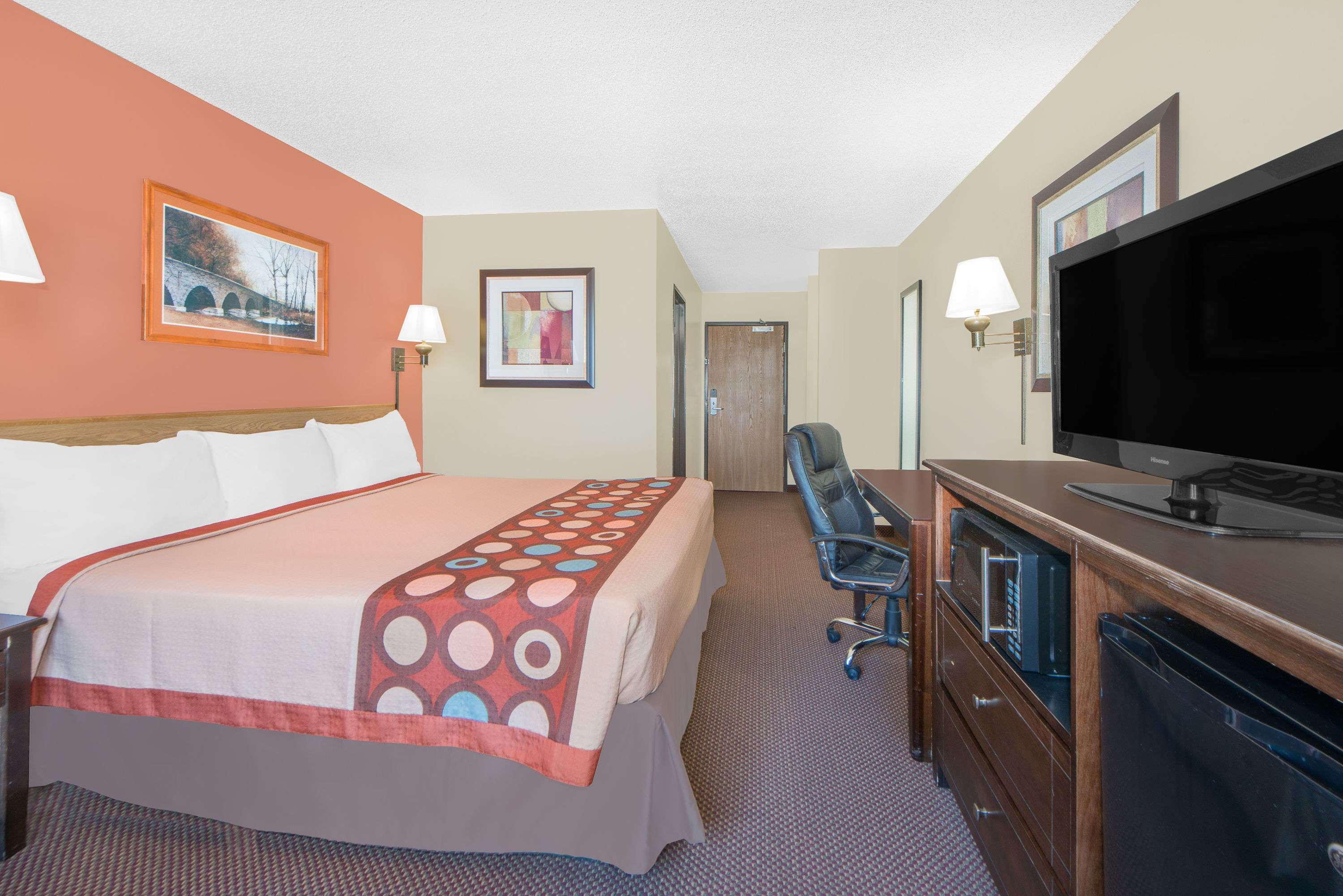 Super 8 by Wyndham Ottumwa — photo 5