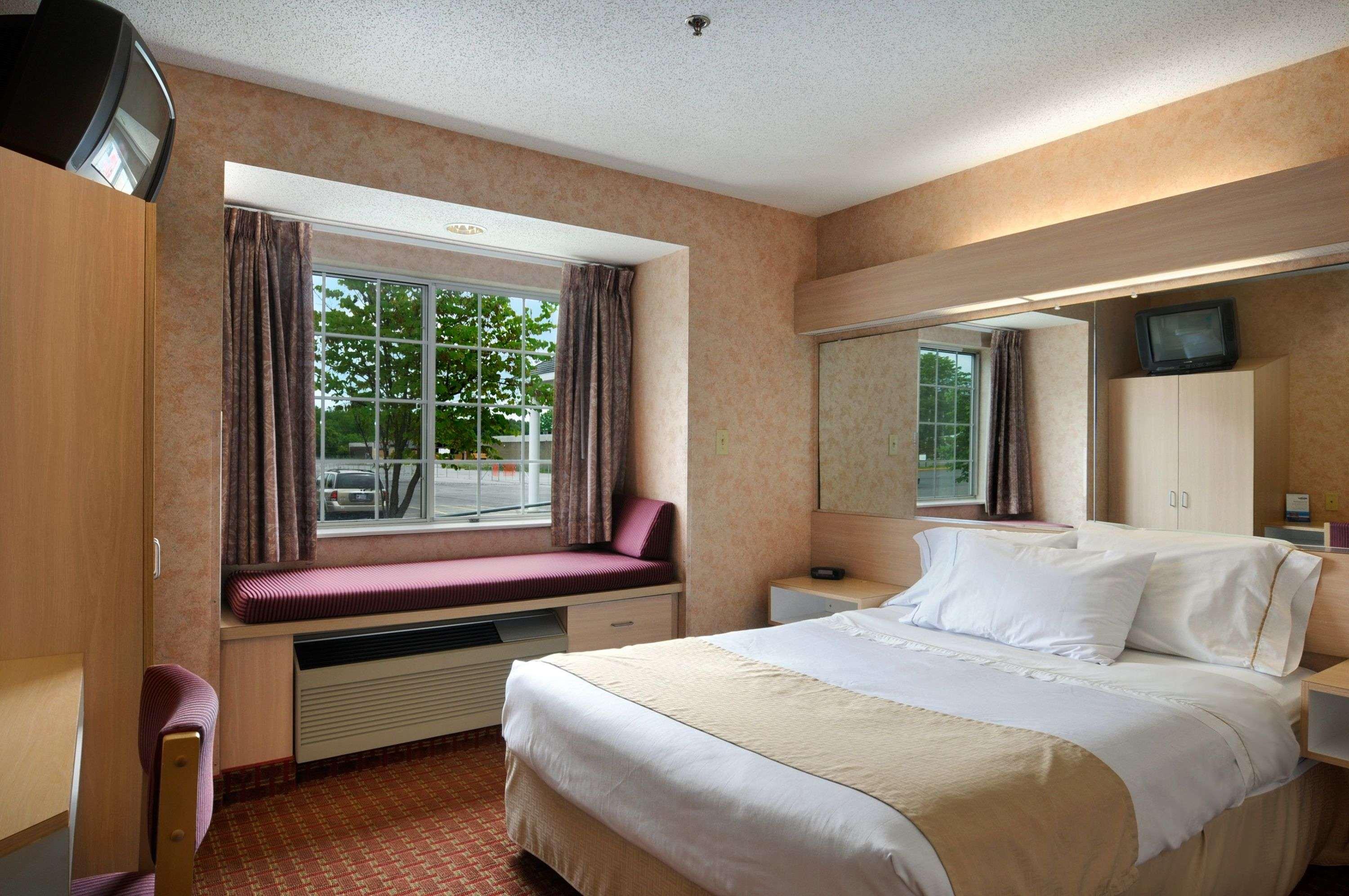 Microtel Inn & Suites Syracuse — photo 4