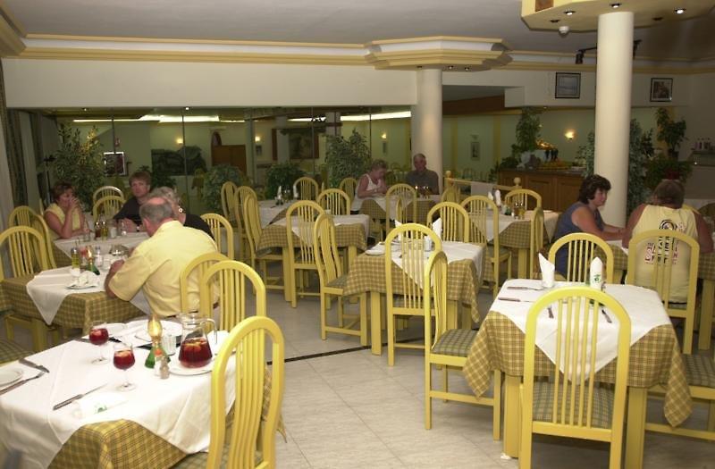 Tropical Park Hotel — photo 3