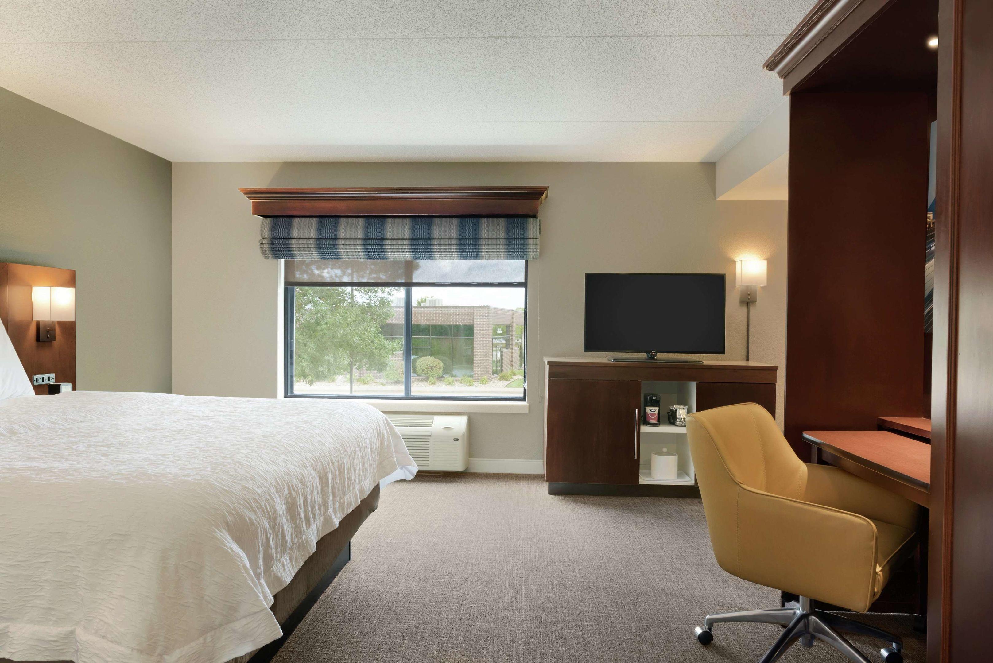 Hampton Inn Des Moines West — photo 4