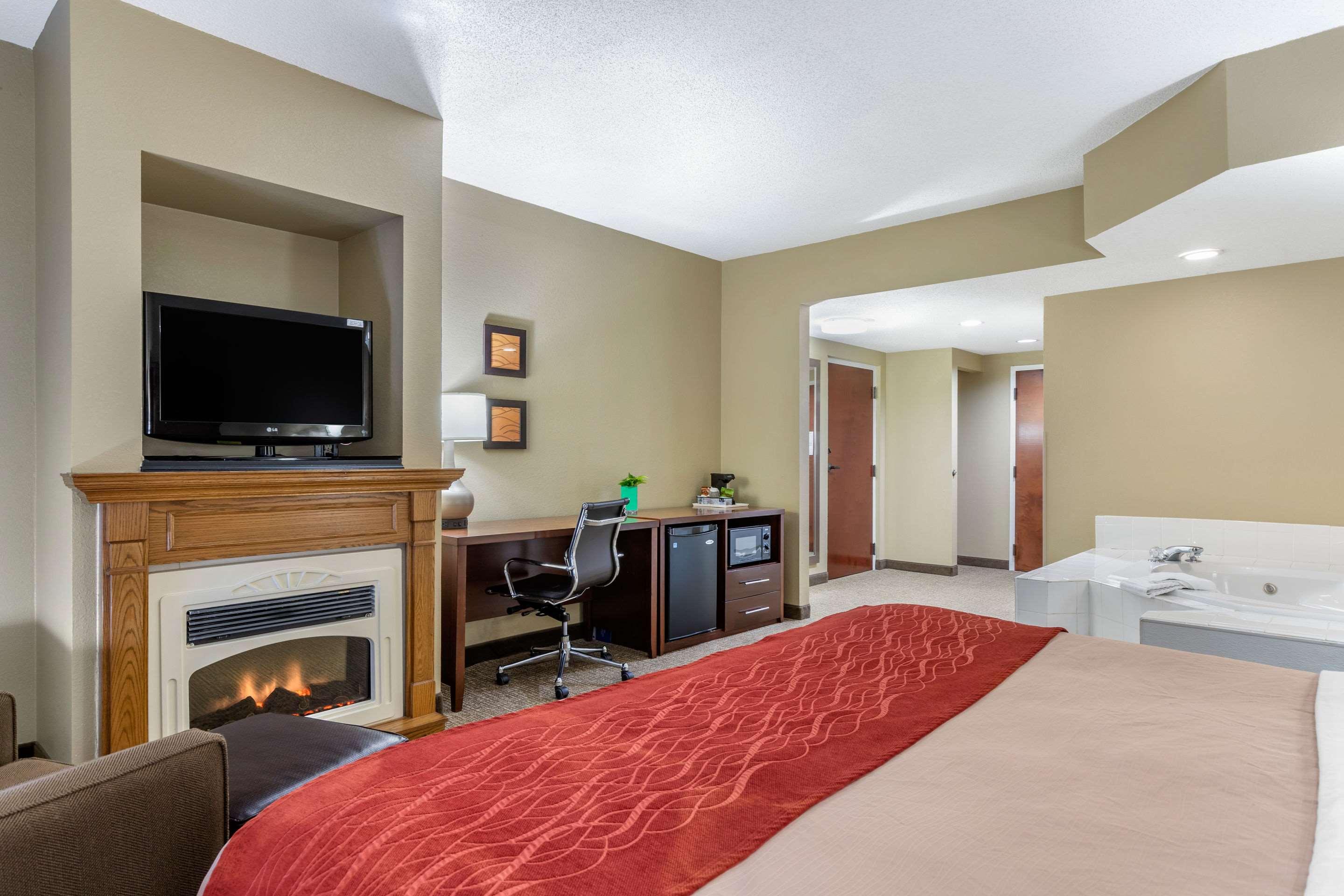 Comfort Inn — photo 4