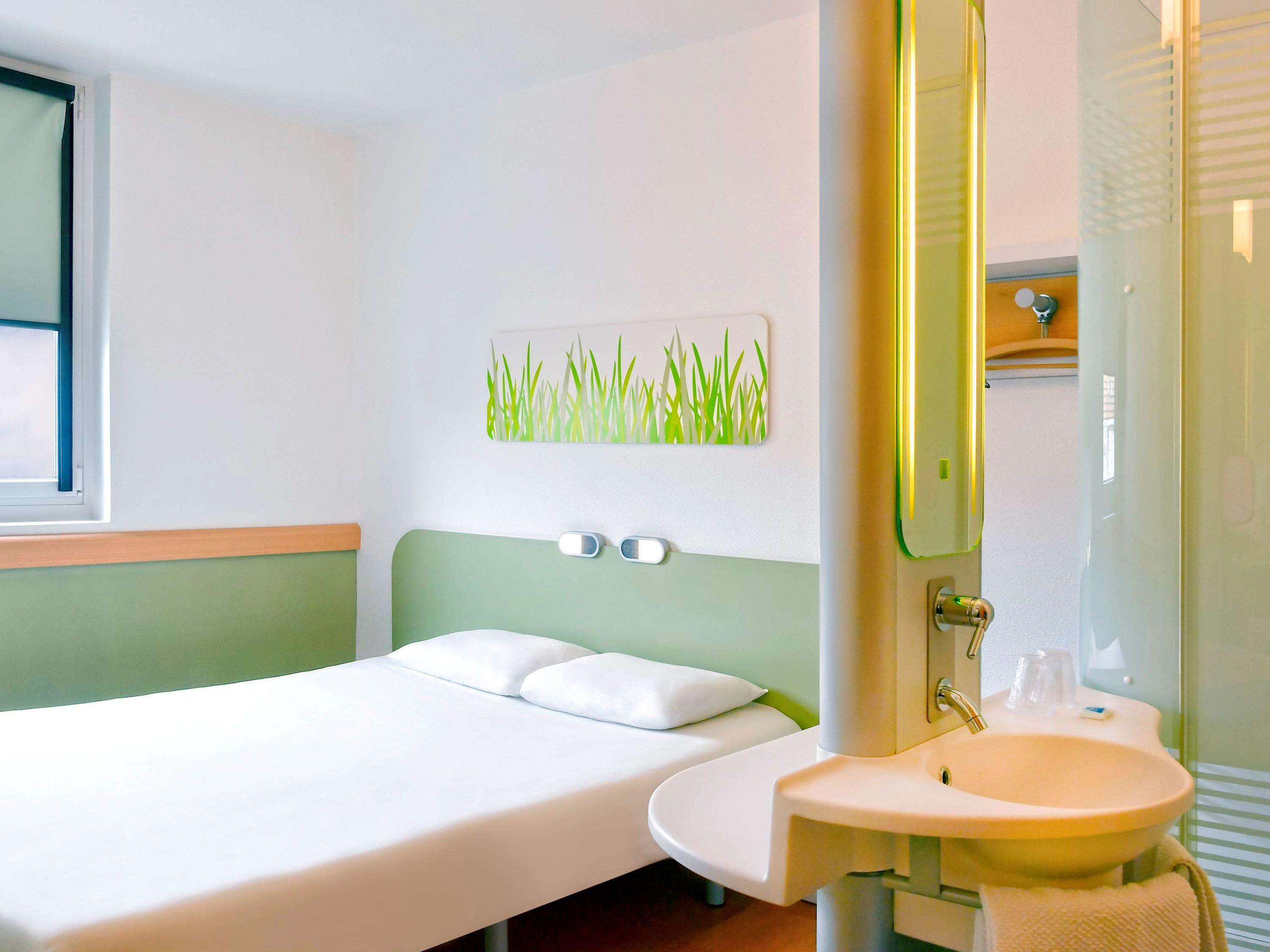 ibis budget Saint-Quentin Centre Gare — photo 4