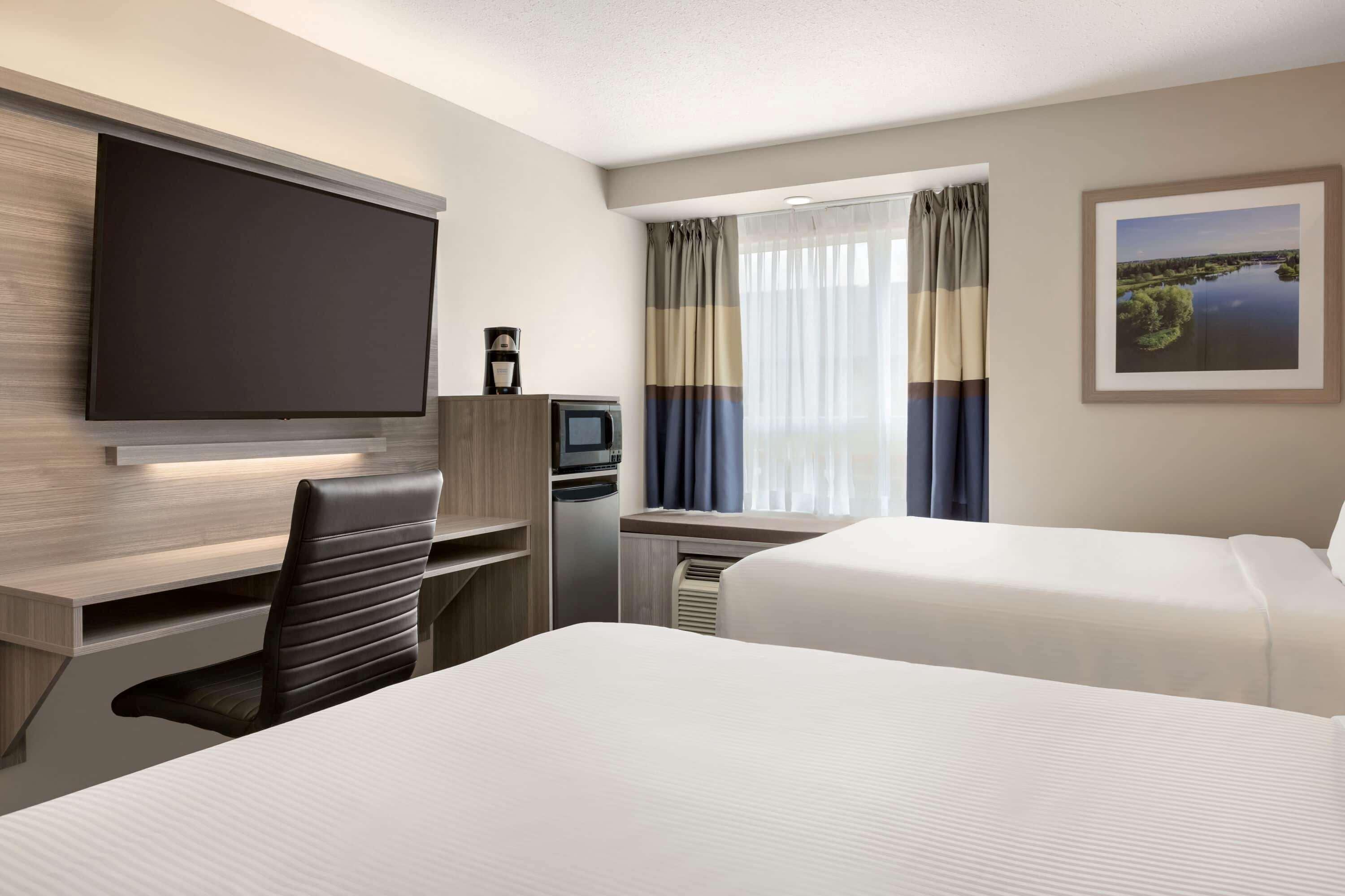 Microtel Inn And Suites By Wyndham Lloydminster — photo 5