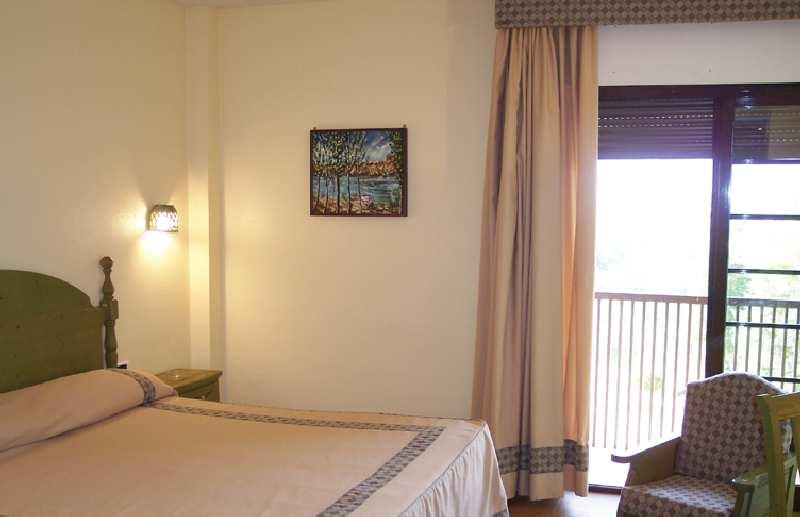 Hotel Almagro — photo 4
