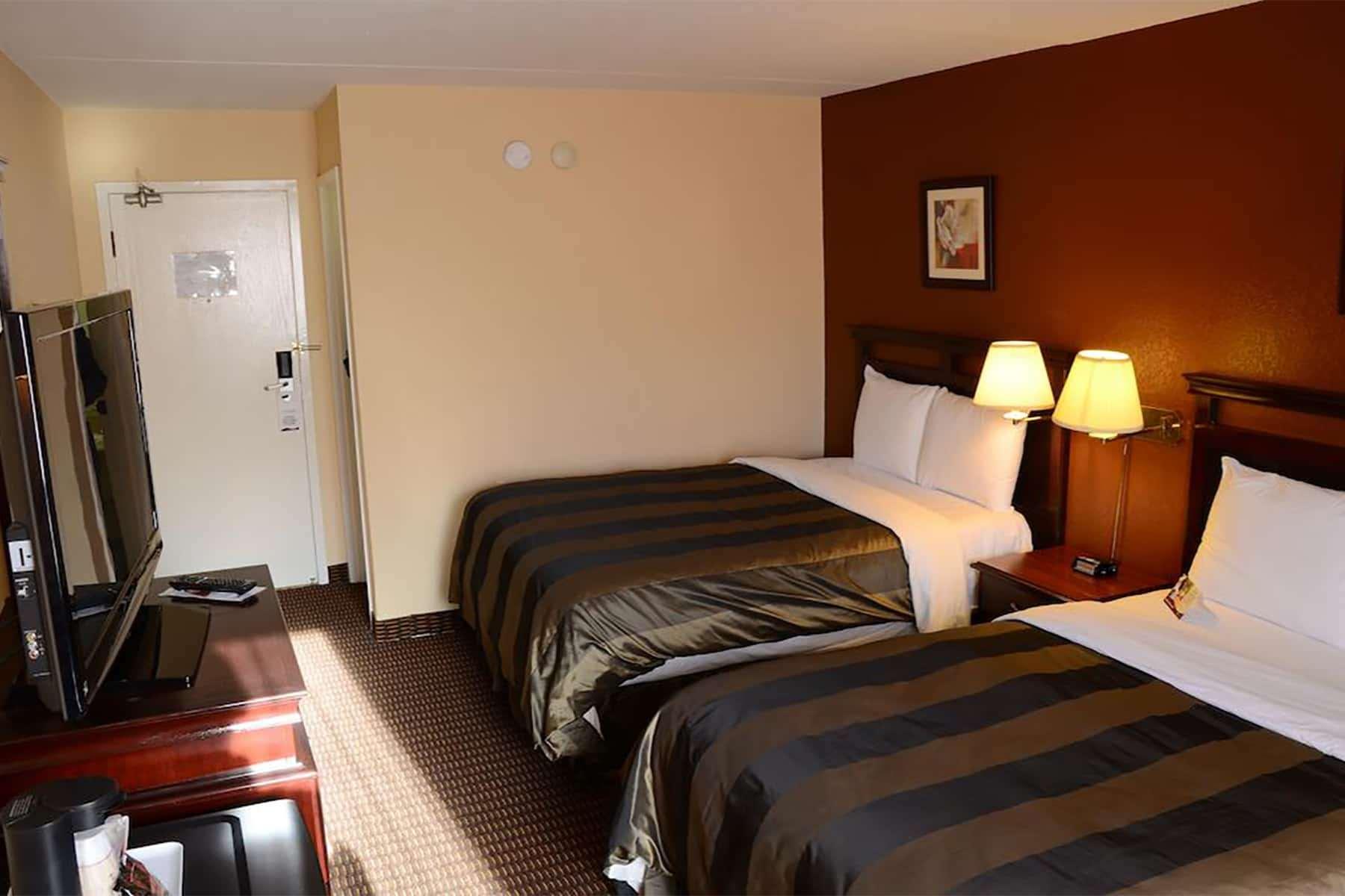 Chateau Regina & Suites — photo 5