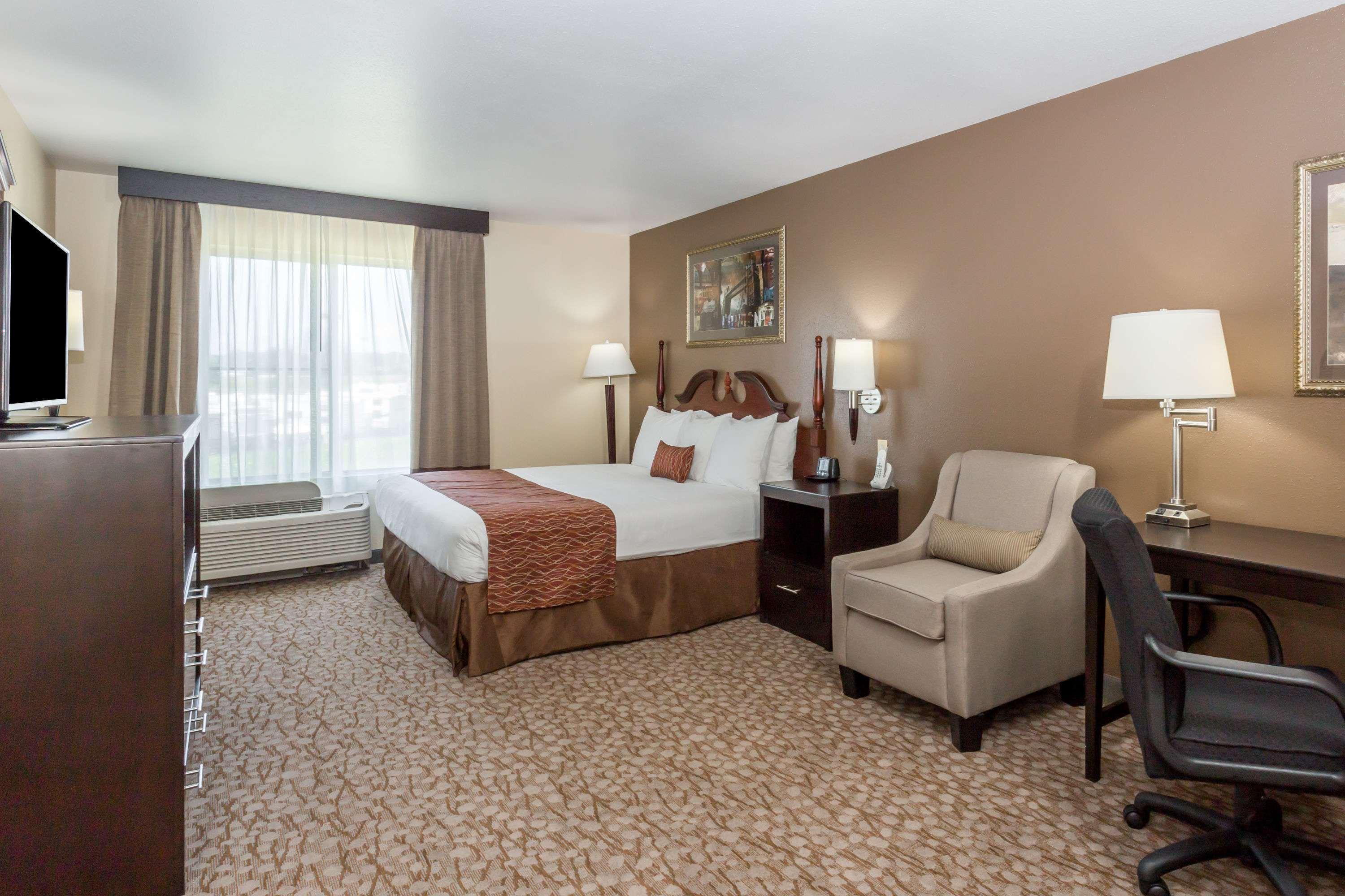 Wingate by Wyndham Joliet — photo 5