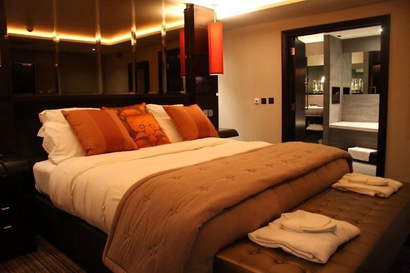 The Vincent Hotel — photo 3