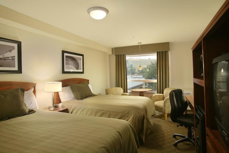 Sandman Hotel & Suites Calgary West — photo 5