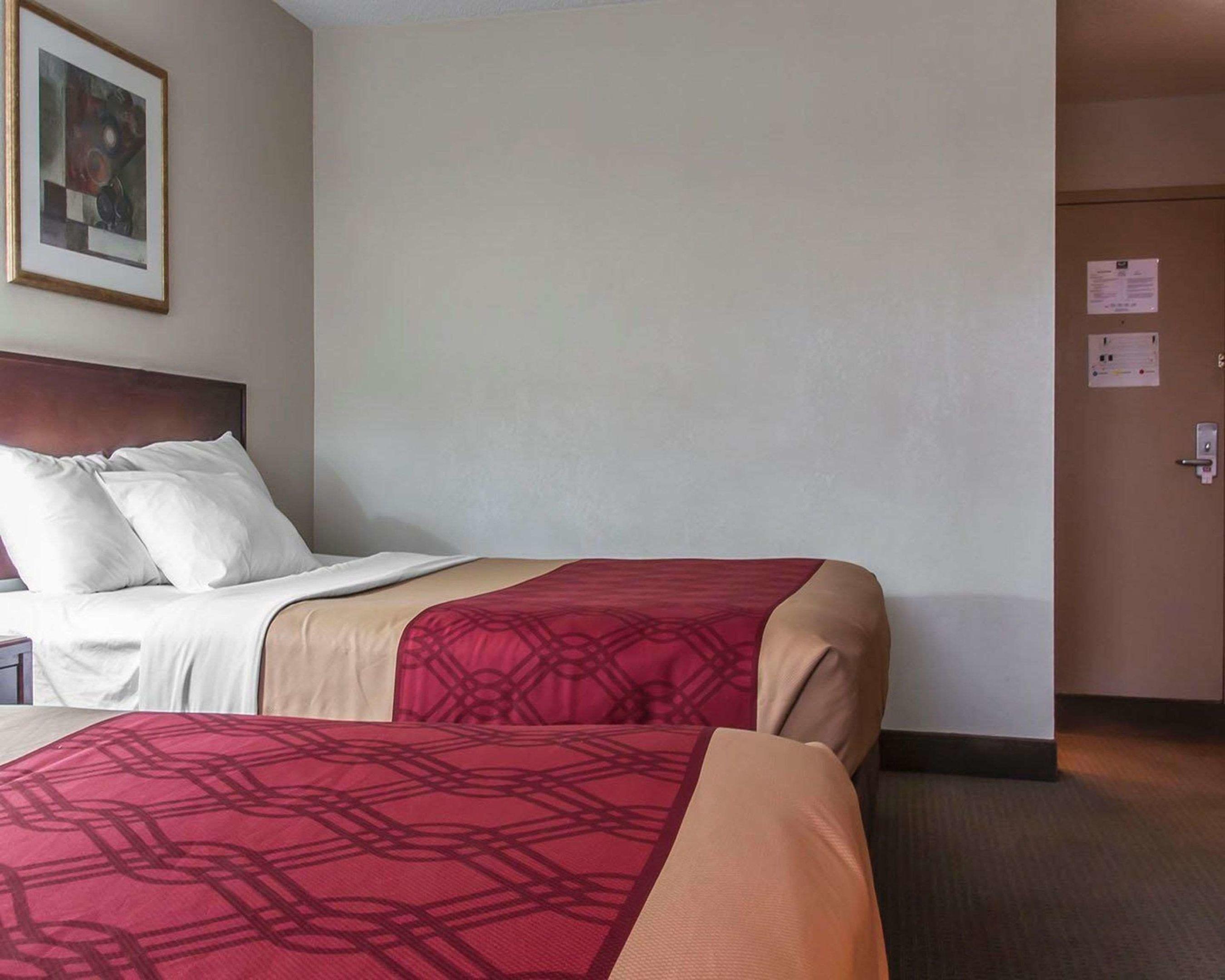 Econo Lodge Thunder Bay — photo 4