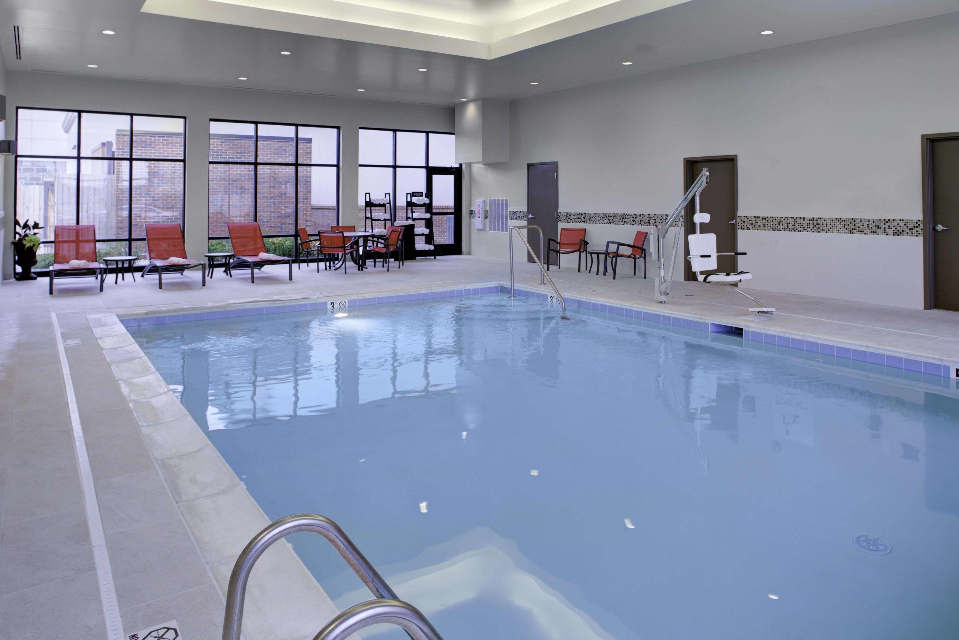 Hampton Inn and Suites Columbus Scioto Downs — photo 4